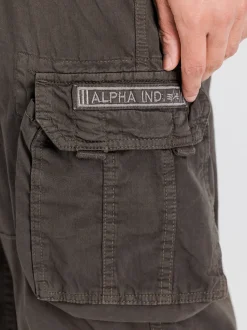 Alpha Industries Herren Cargo-Shorts in schlamm