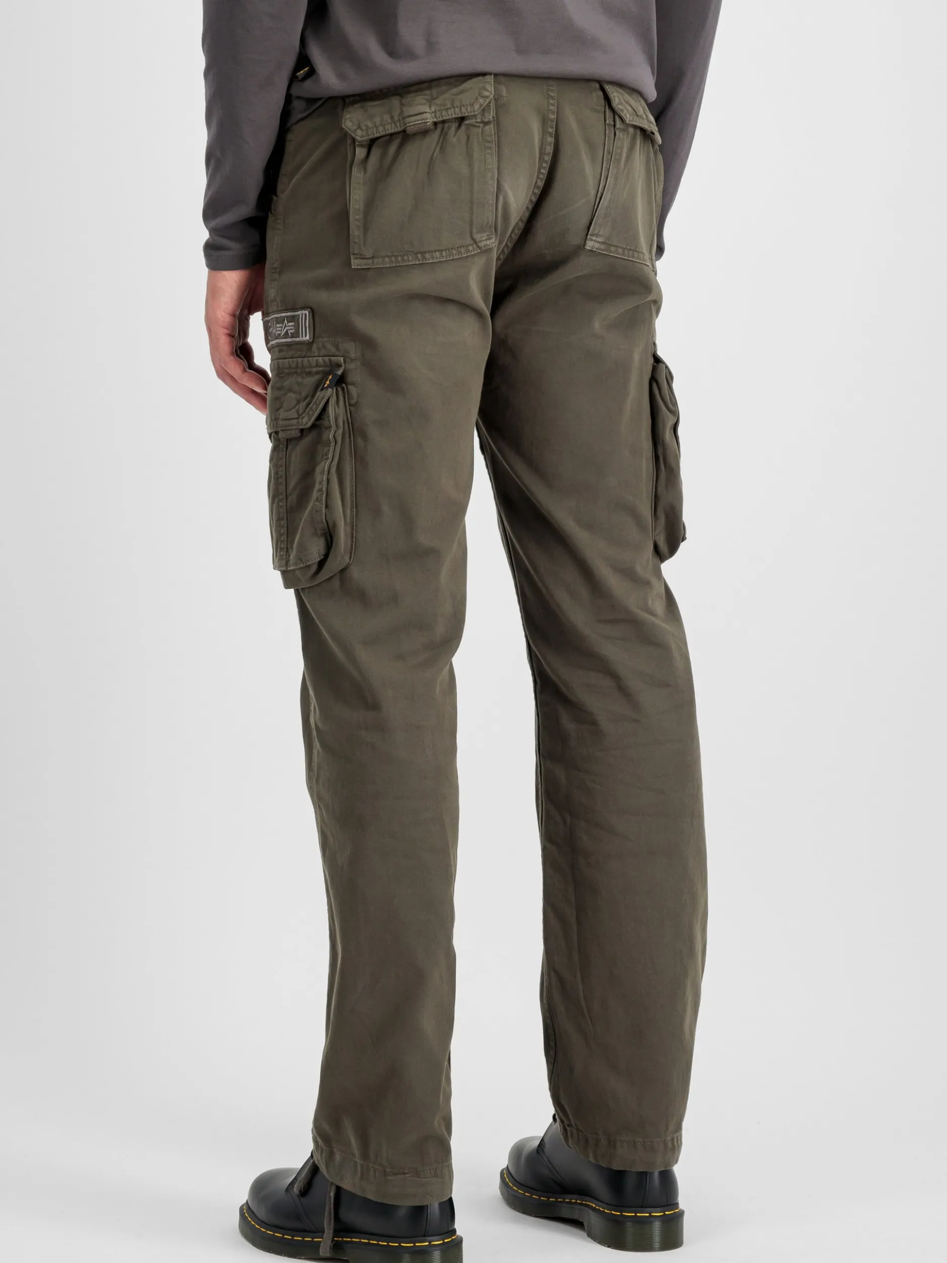 Alpha Industries Herren Hose in grau