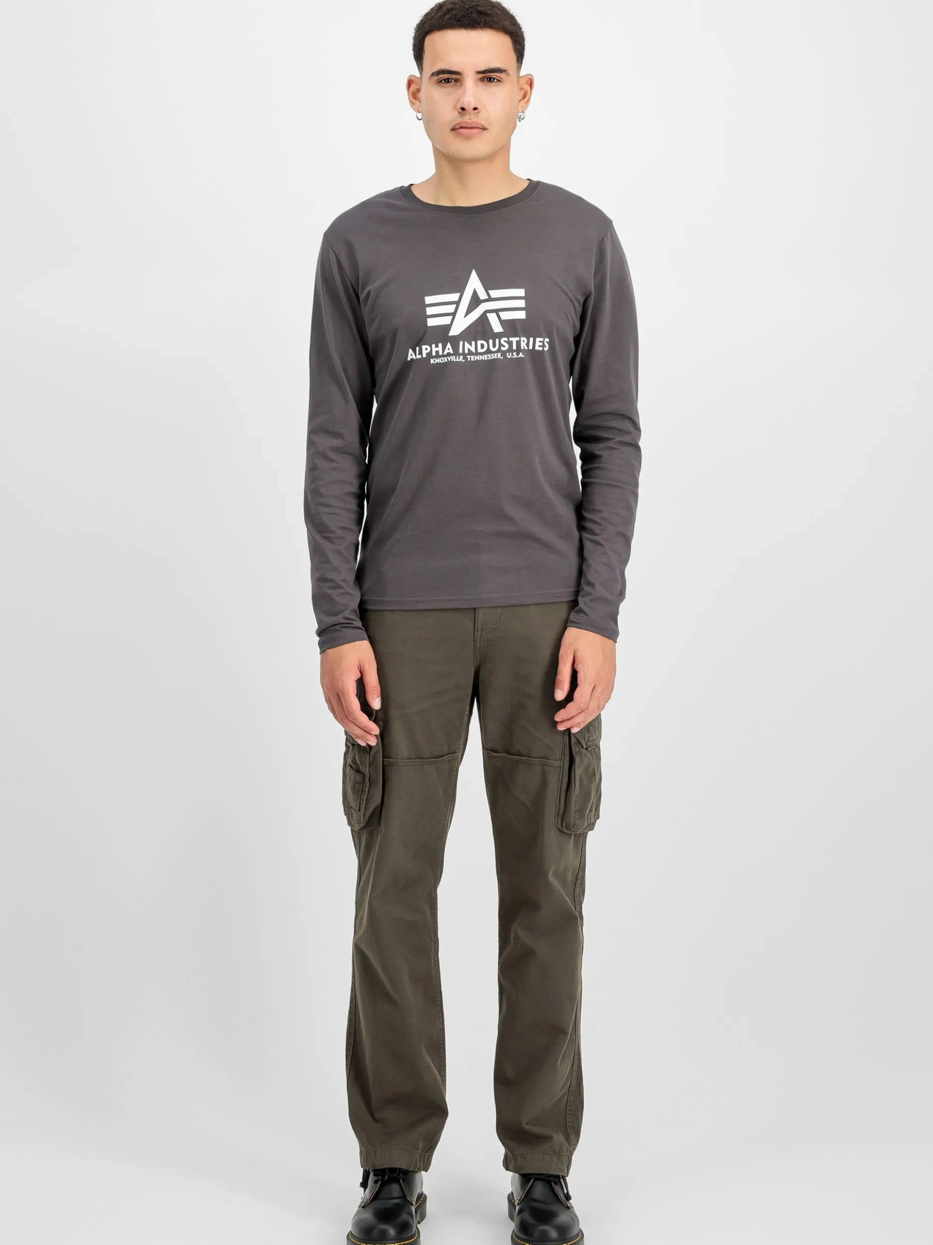 Alpha Industries Herren Hose in grau