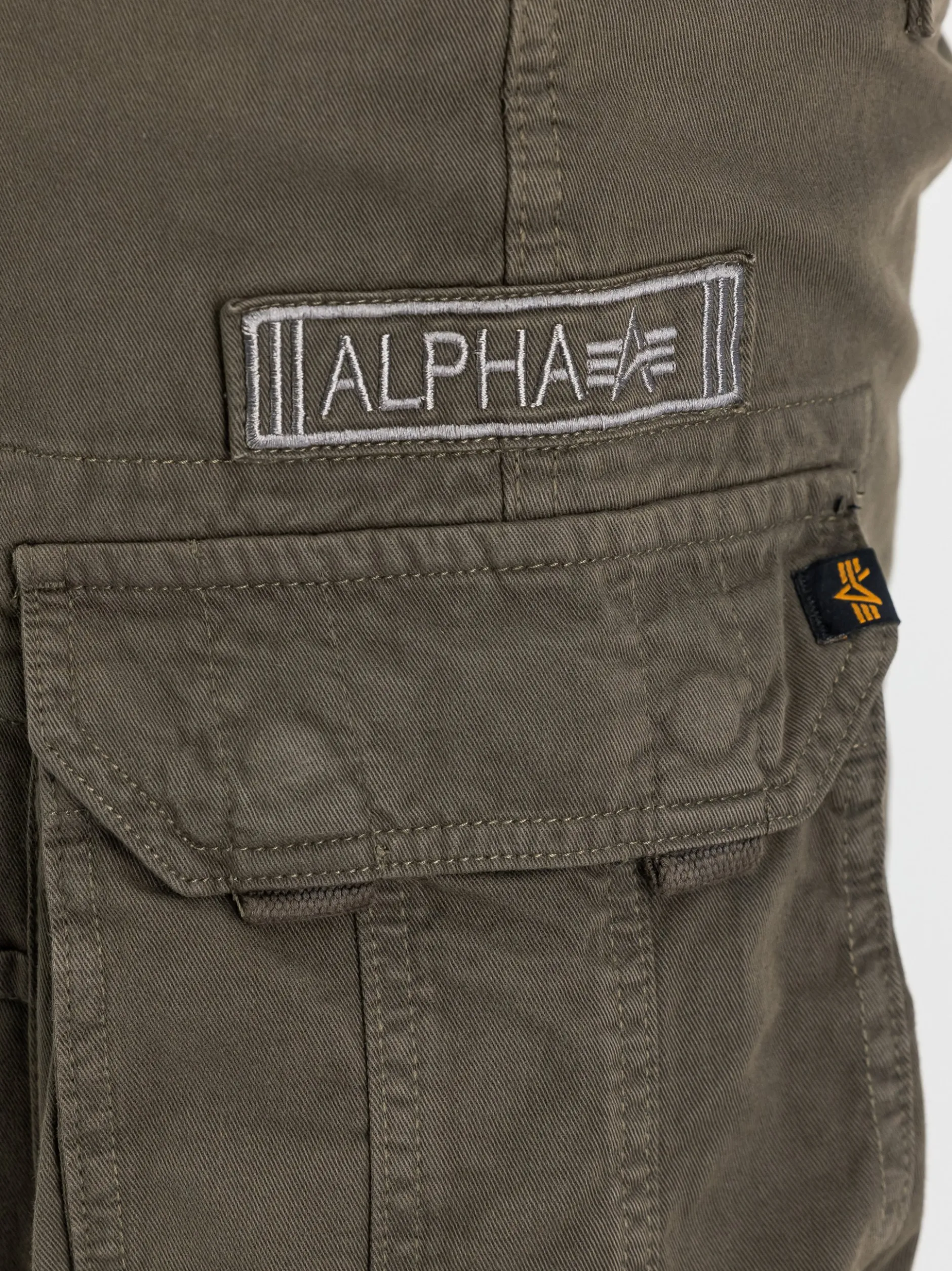 Alpha Industries Herren Hose in grau