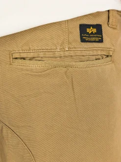 Alpha Industries Herren Kurze Hose in gelb