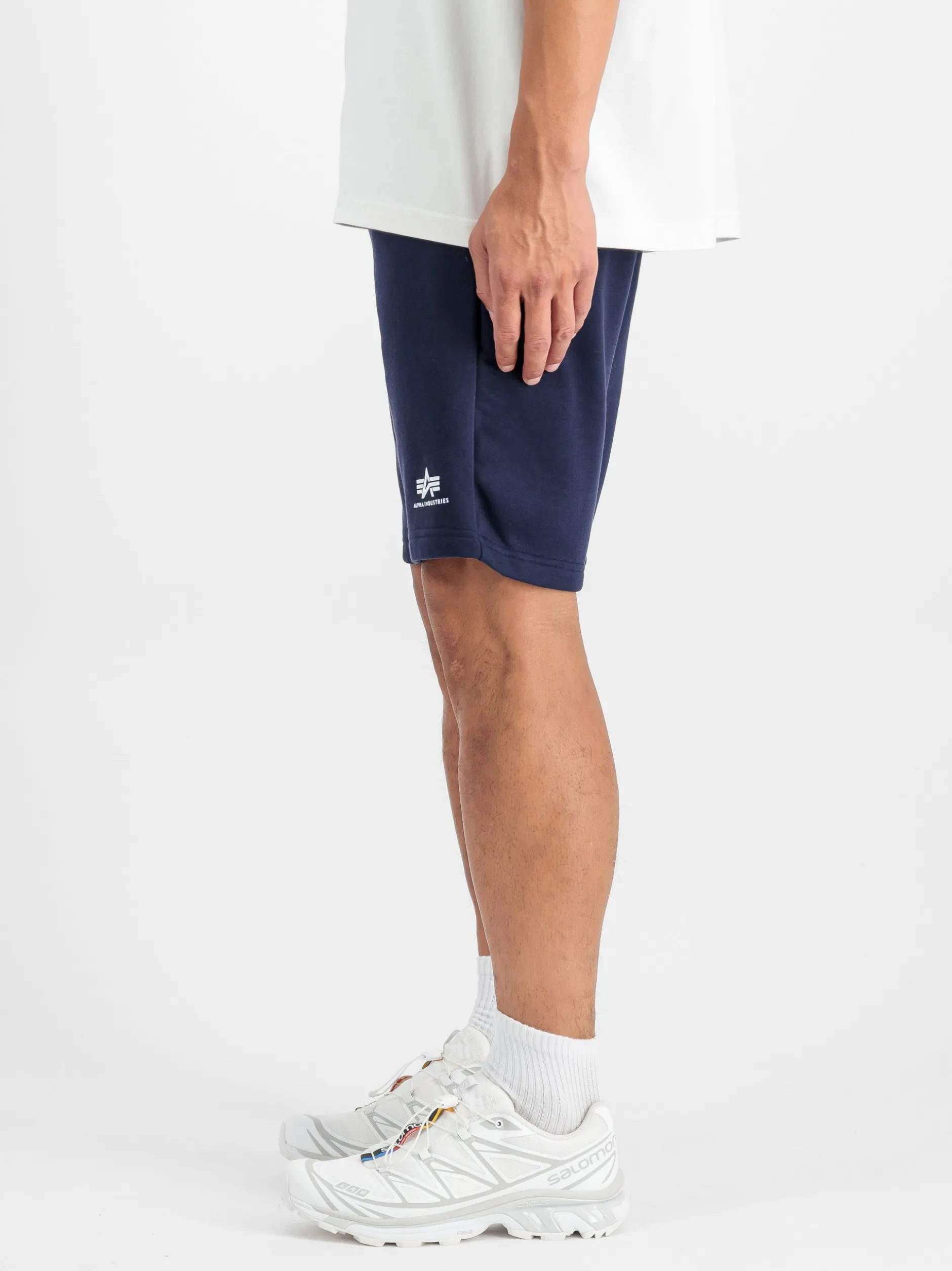 Alpha Industries Herren Shorts in marine