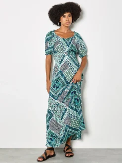 Apricot Damen Maxikleid in blau - Ausschnitt: Karree