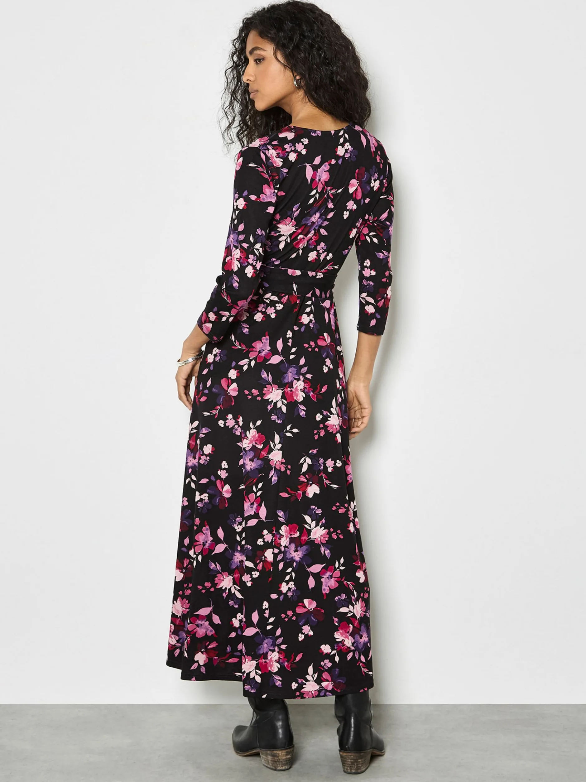 Apricot Damen Maxikleid in schwarz - Länge: midi