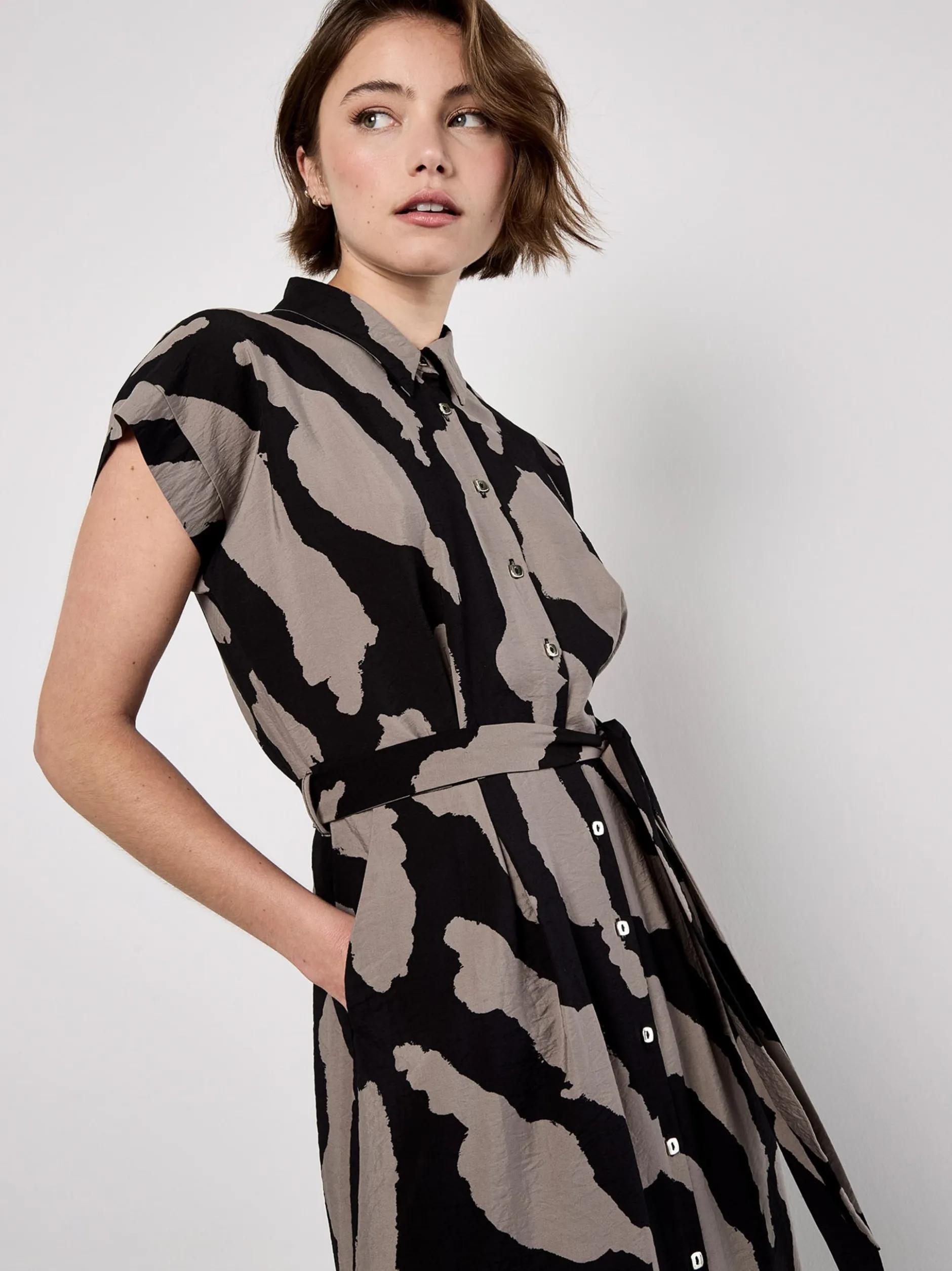 Apricot Damen Midikleid in beige - Länge: midi