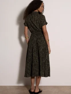 Apricot Damen Midikleid in grün khaki - Länge: midi