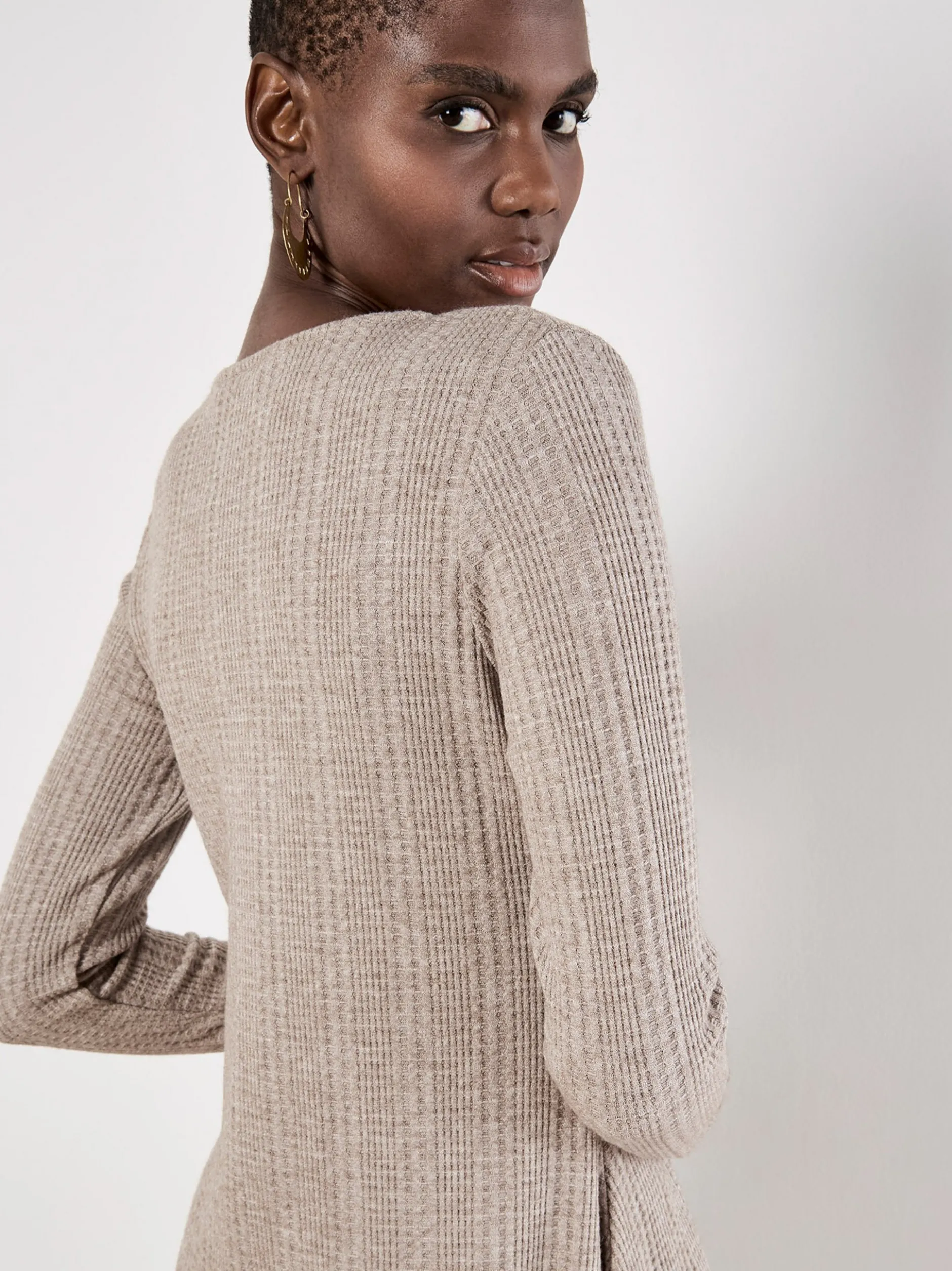 Apricot Damen Minikleid in beige - Ausschnitt: Rundhals