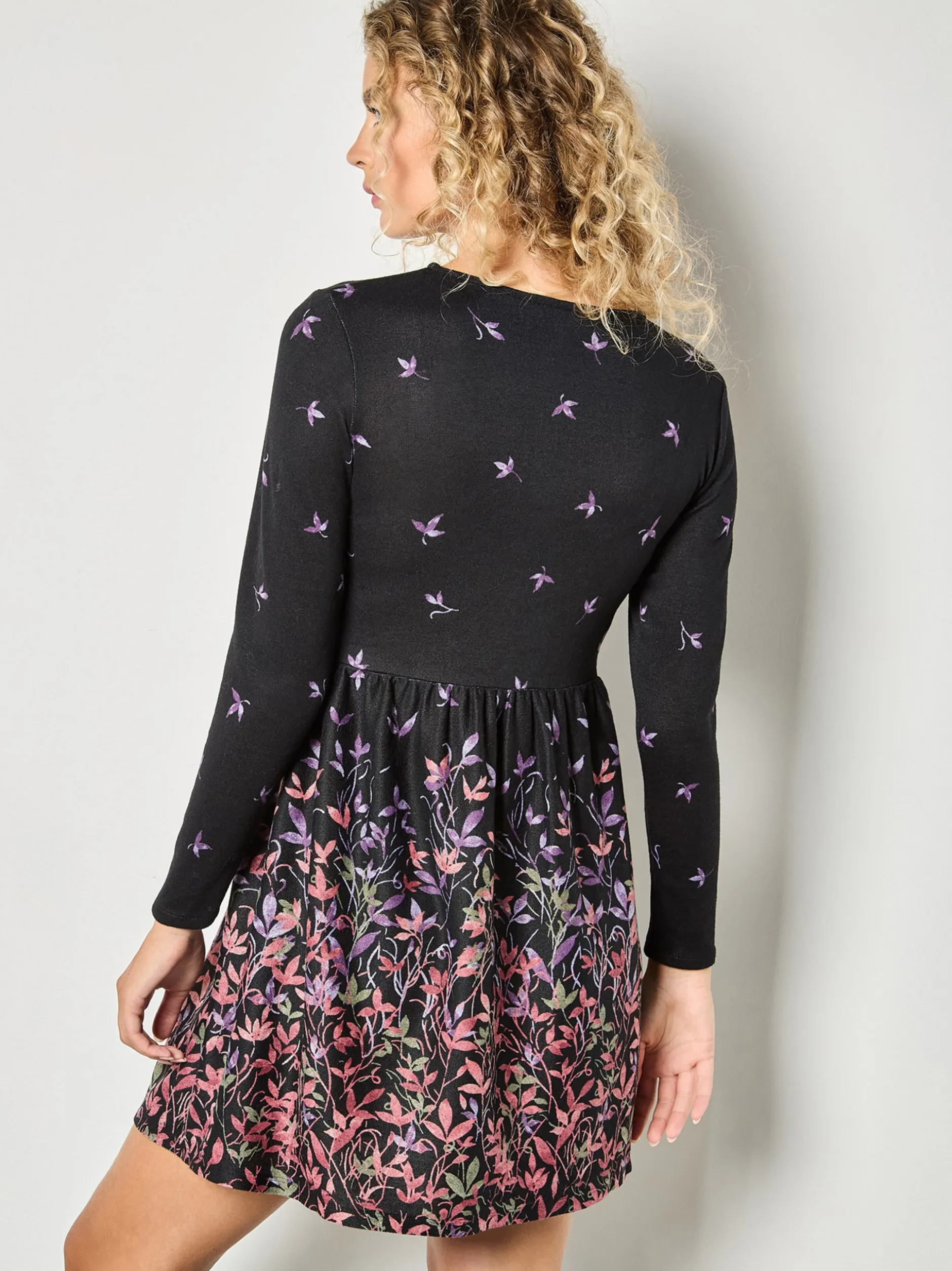 Apricot Damen Minikleid in schwarz - Länge: kurz