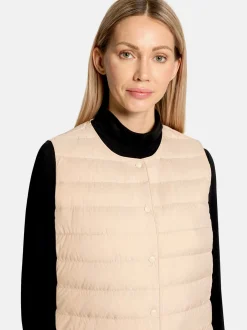 Betty Barclay Damen Daunenweste in beige