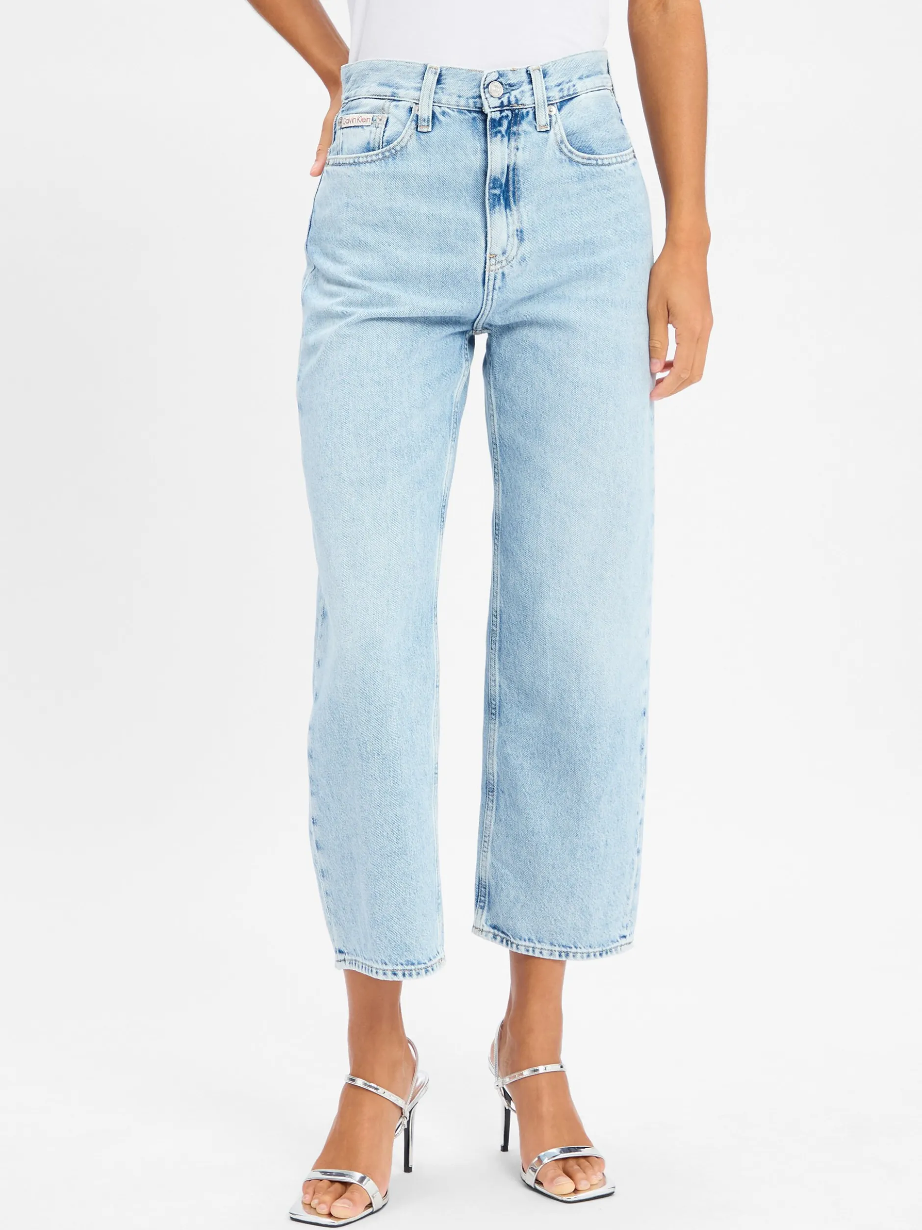Calvin Klein Jeans Damen Barrel Fit Jeans in bleached