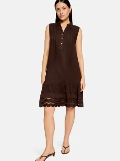 Cartoon Damen Kleid in braun