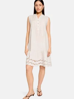 Cartoon Damen Kleid in weiß