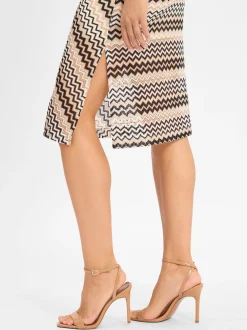 comma Damen Sommerkleid in beige weiß - Ärmel: ohne Arm