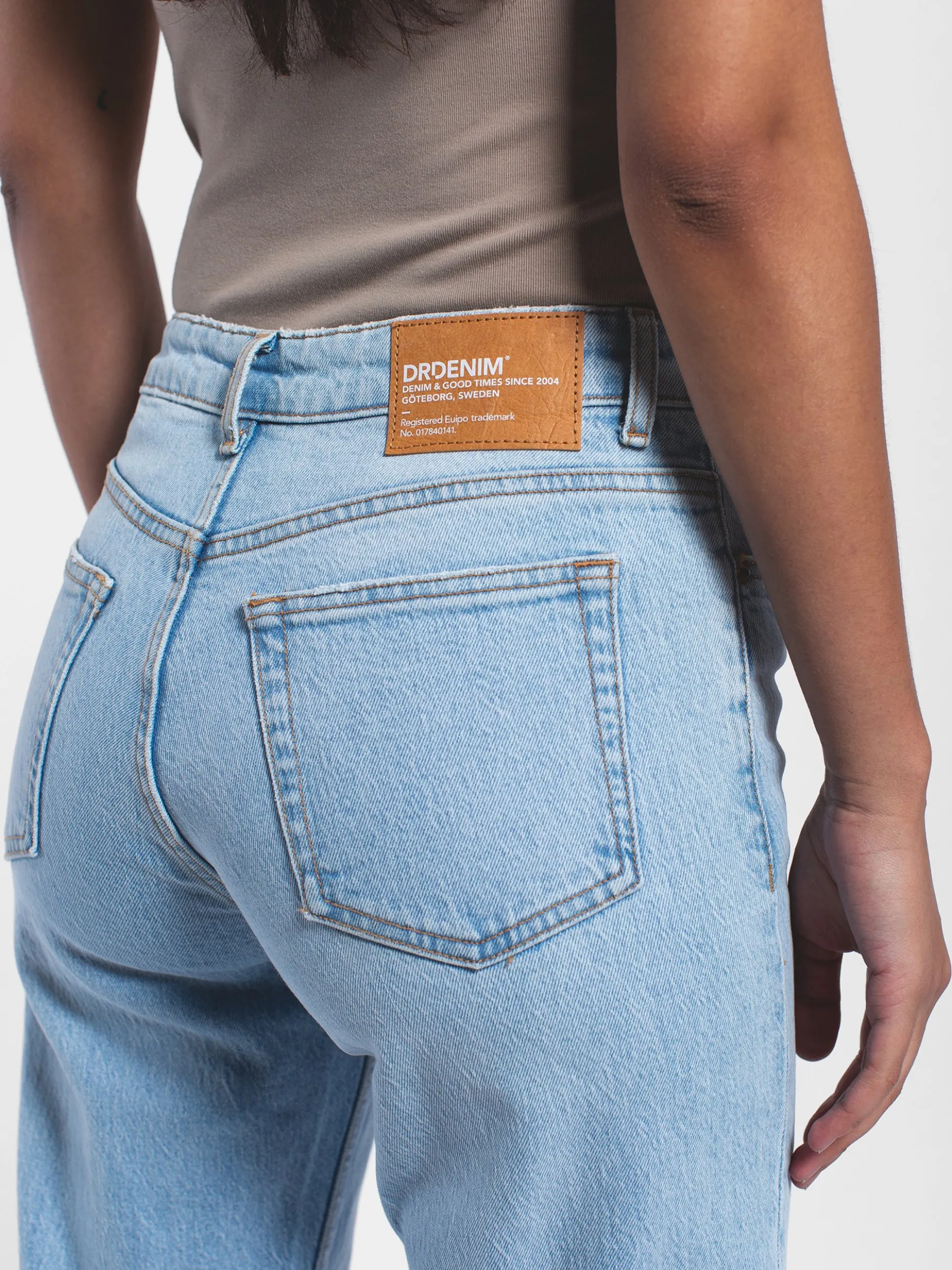 Dr. Denim Damen Jeans – Arch in bleached