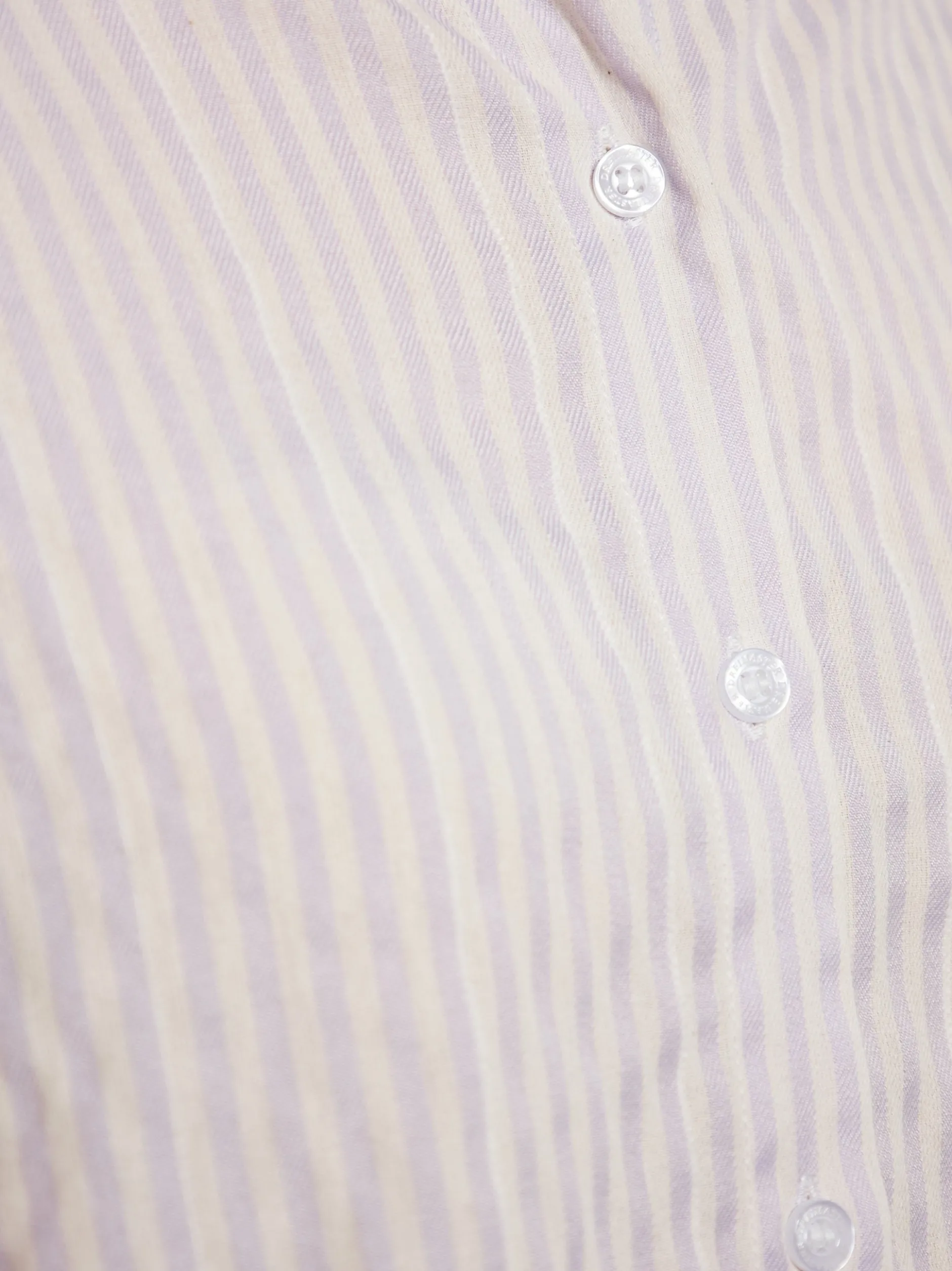 Dreimaster Damen Bluse in lila - Ausschnitt: ohne Kragen