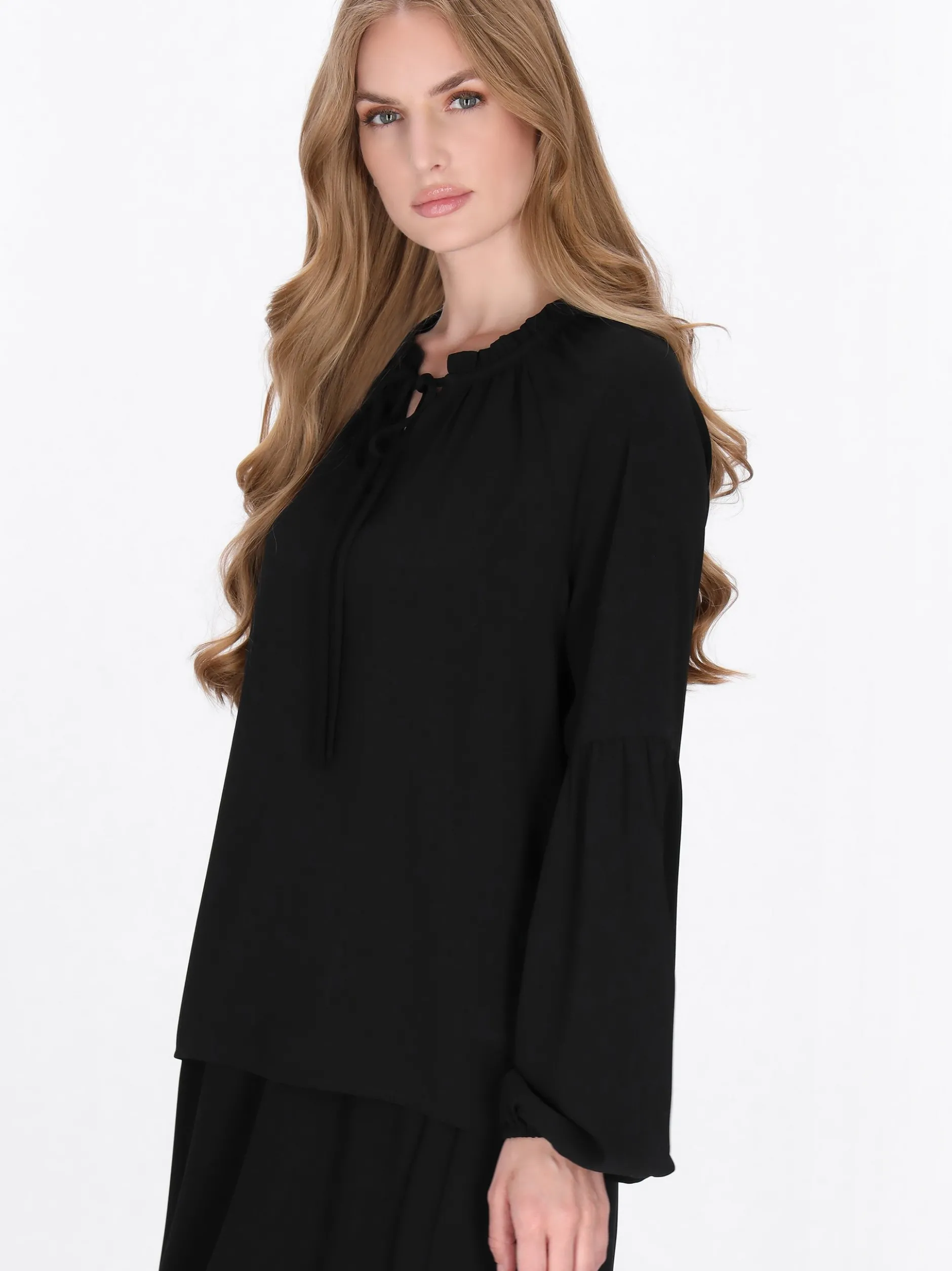Dreimaster Damen Bluse in schwarz