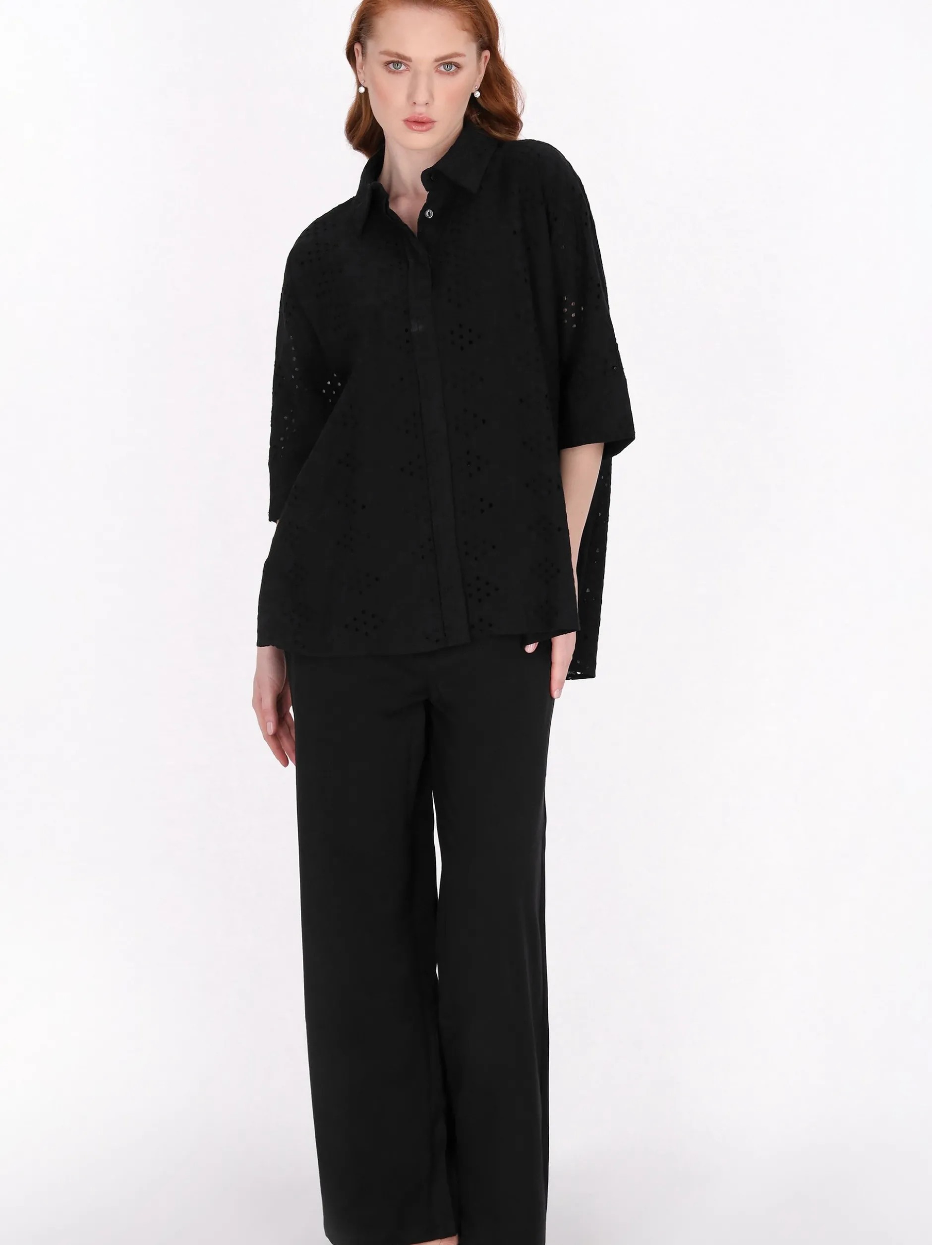 Dreimaster Damen Bluse in schwarz