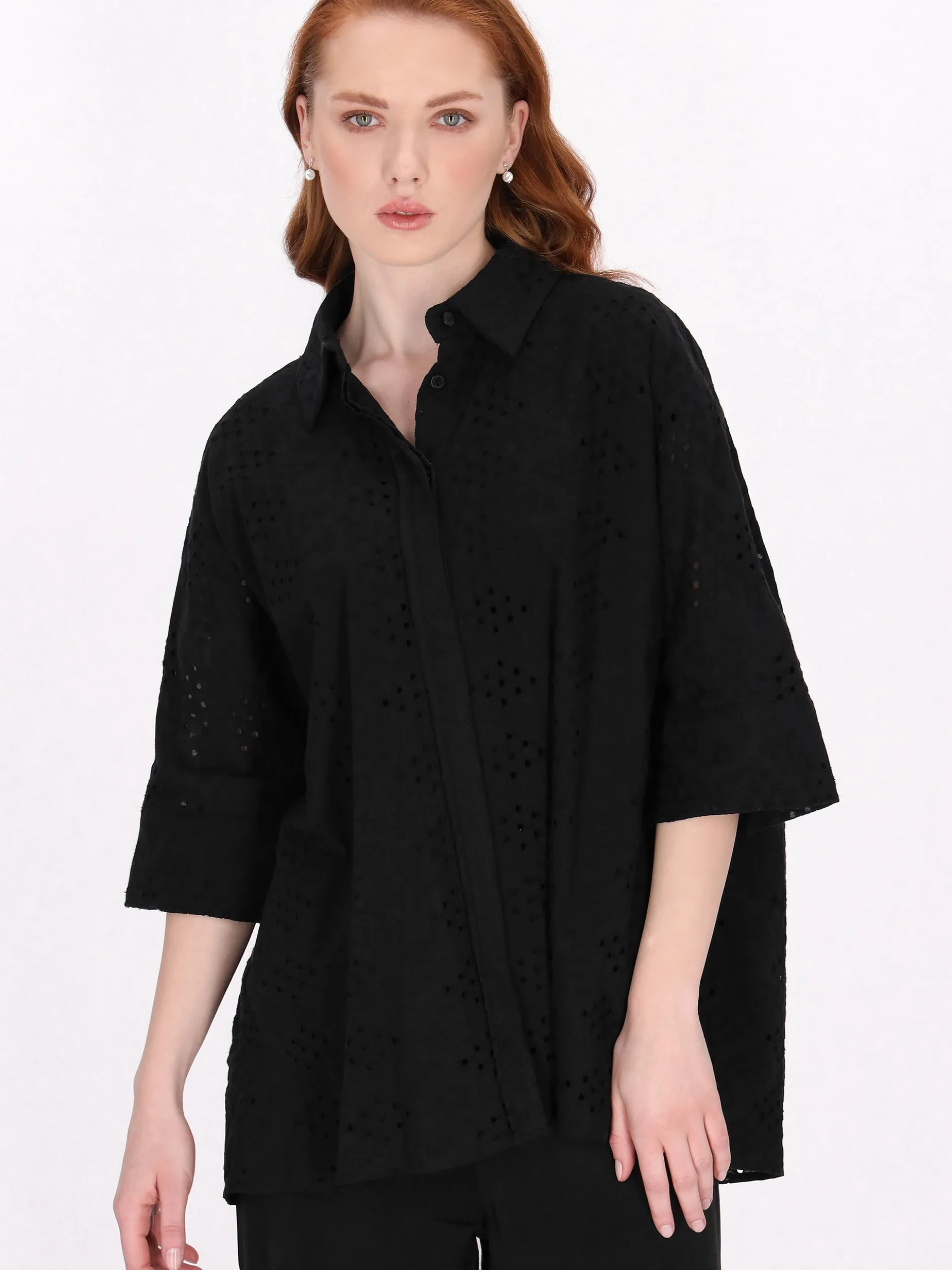 Dreimaster Damen Bluse in schwarz