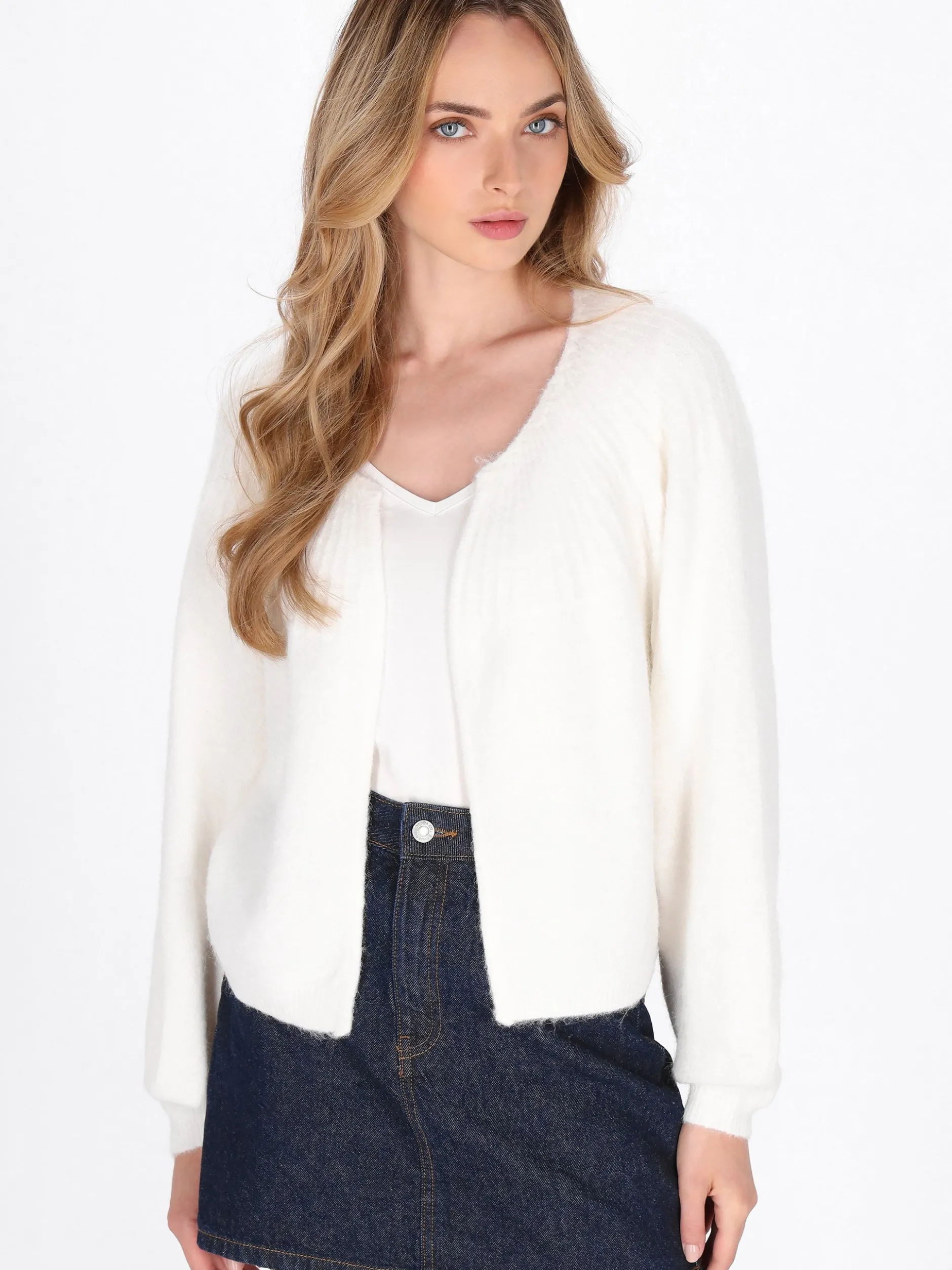 Dreimaster Damen Strickjacke in weiß