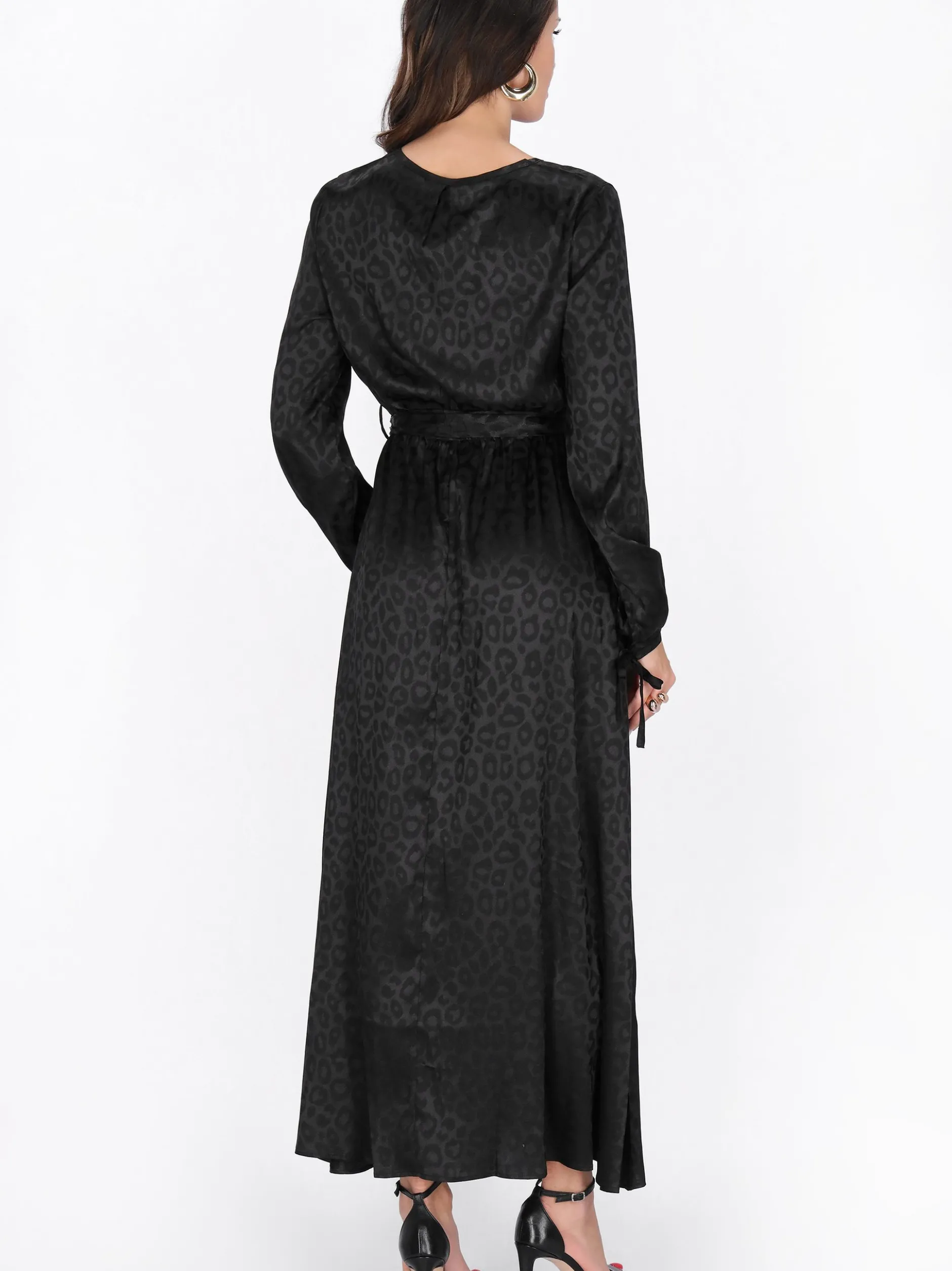 Faina Damen Kleid in schwarz - Länge: mittel