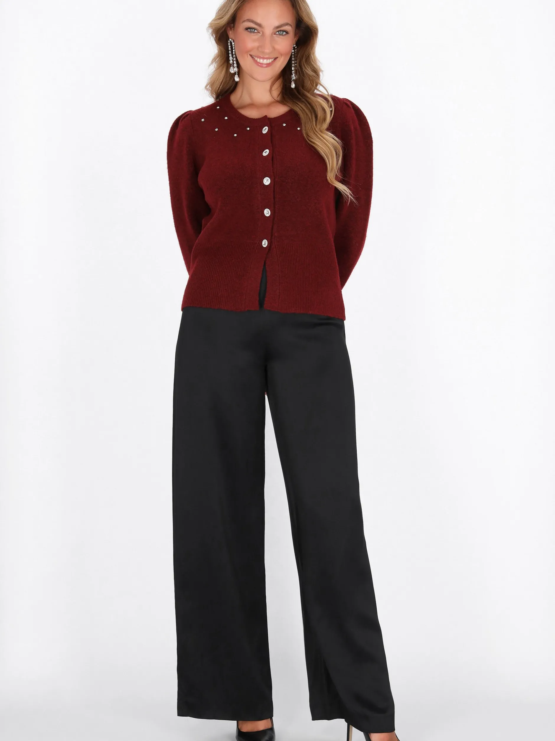 Faina Damen Strickjacke in rot - Ausschnitt: Rundhals