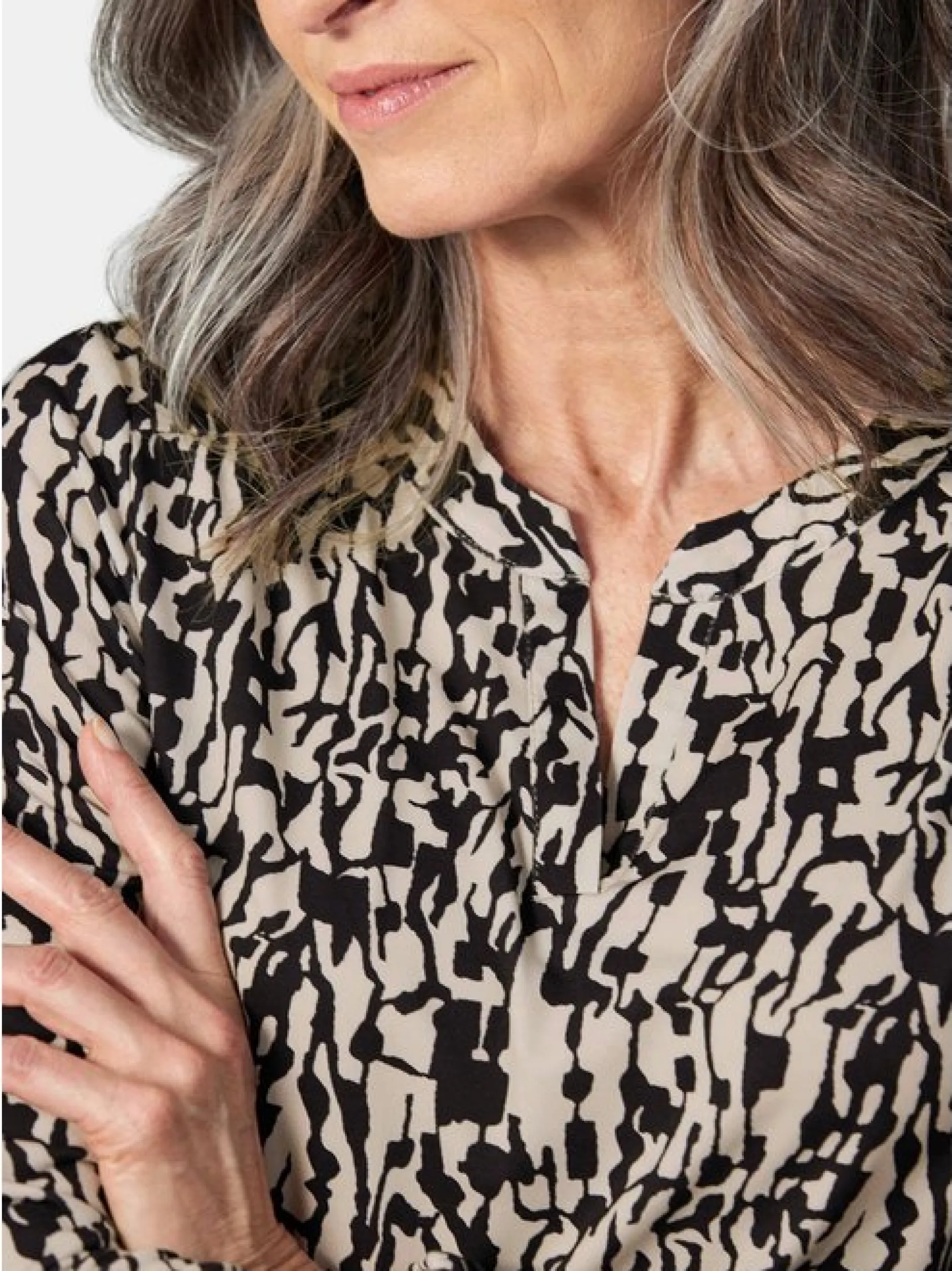 Goldner Damen Blusenshirts in beige - Ärmel: langarm