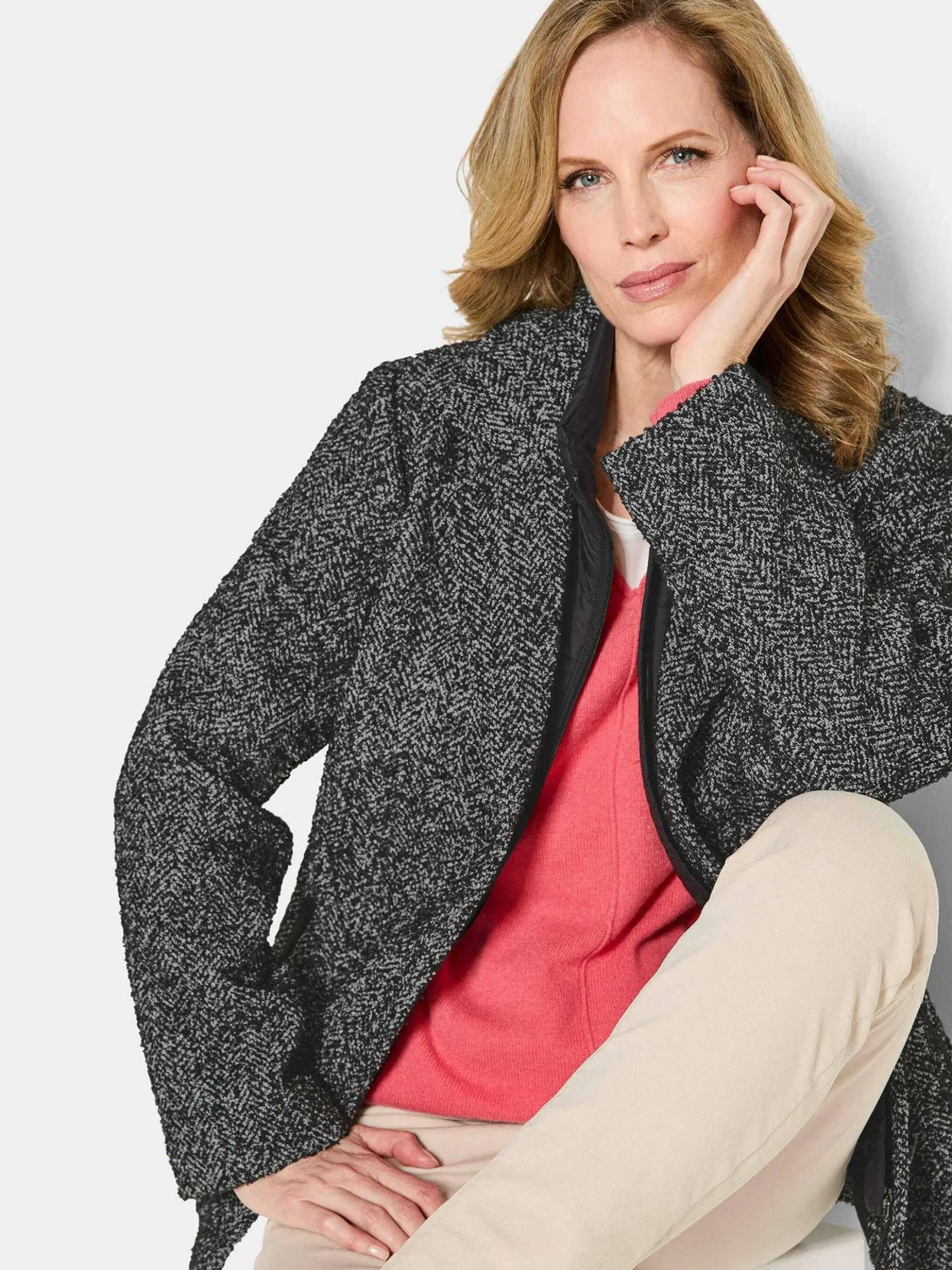 Goldner Damen Jacken in schwarz
