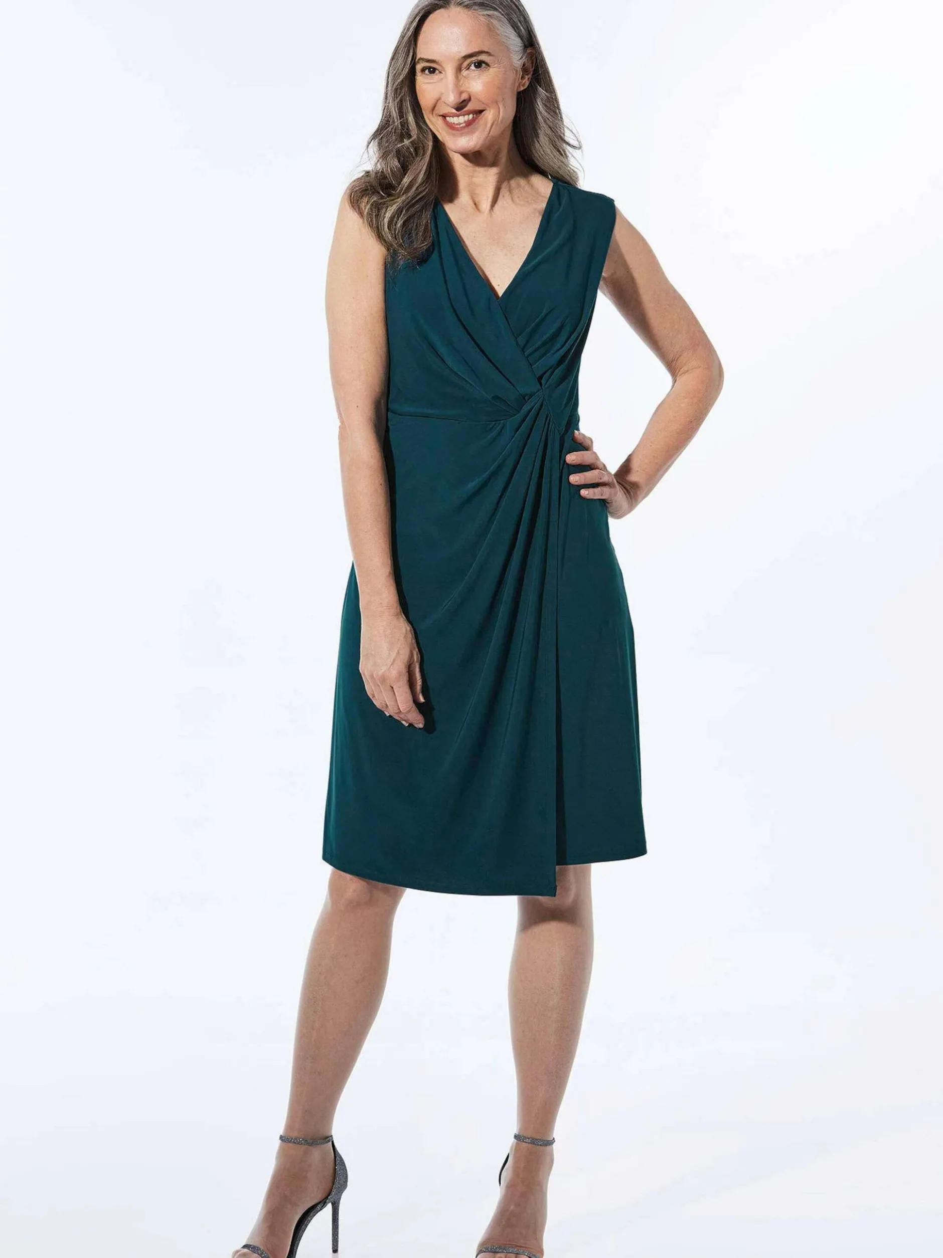 Goldner Damen Kleid - Kurzgröße in smaragd