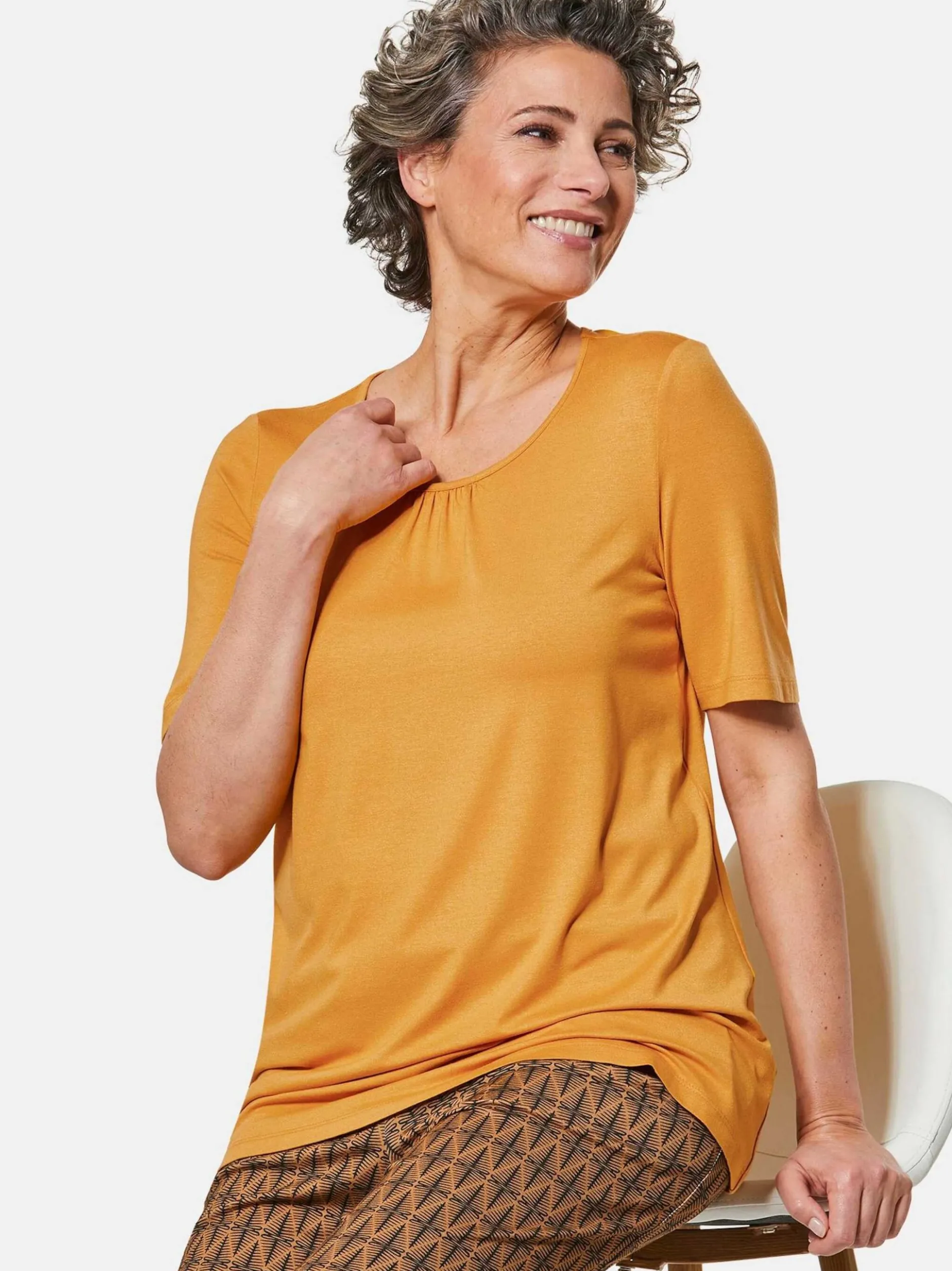 Goldner Damen Kurzarm-Shirts in mais - Ärmel: Halbarm