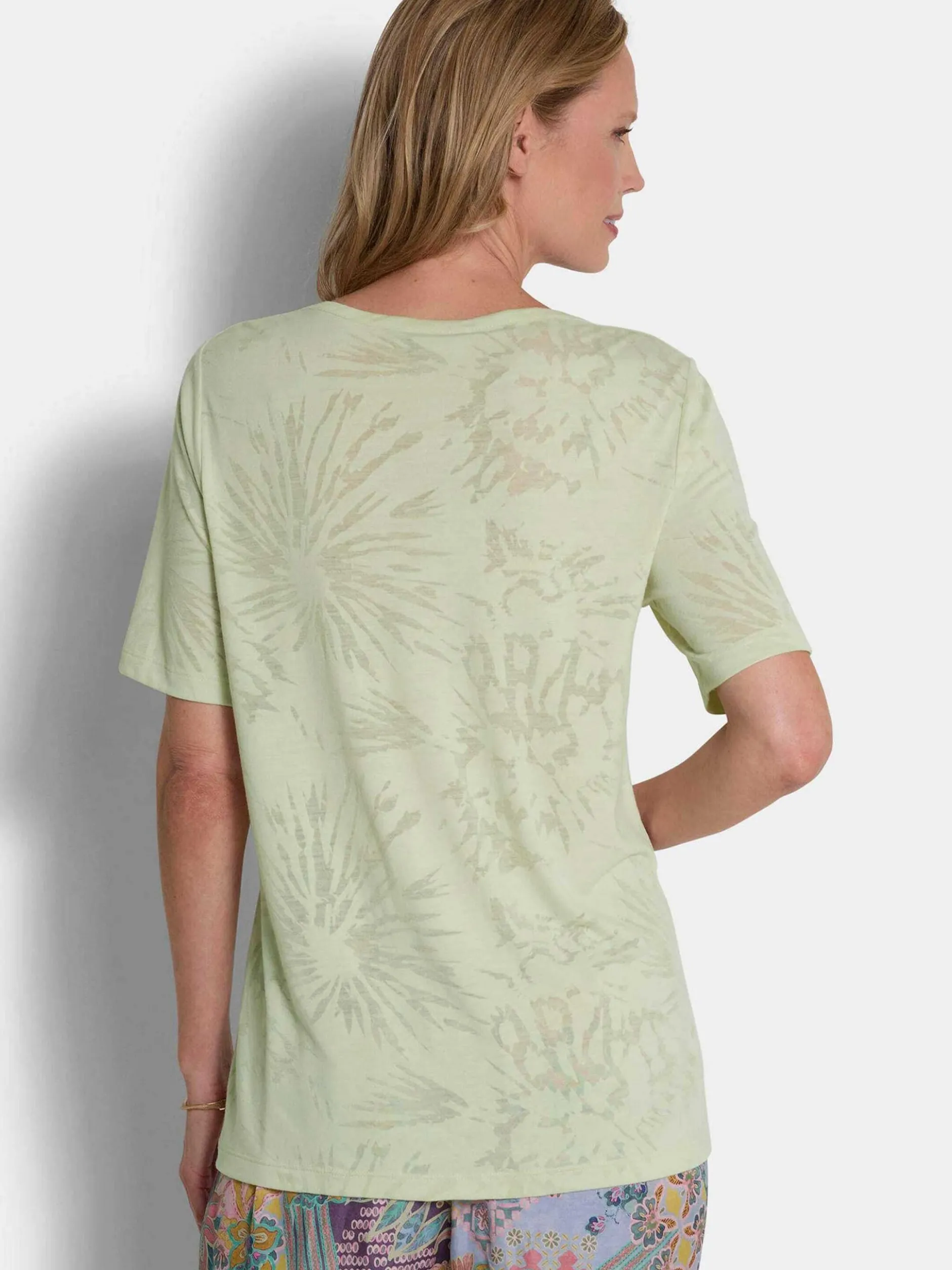 Goldner Damen T-Shirts - Kurzgröße in grün
