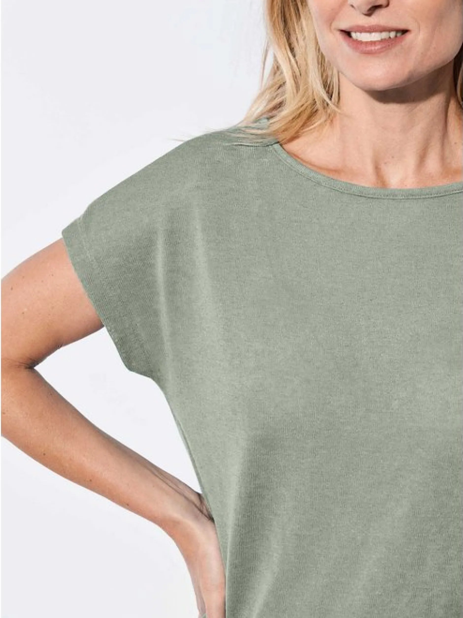 Goldner Damen T-Shirts - Kurzgröße in grün