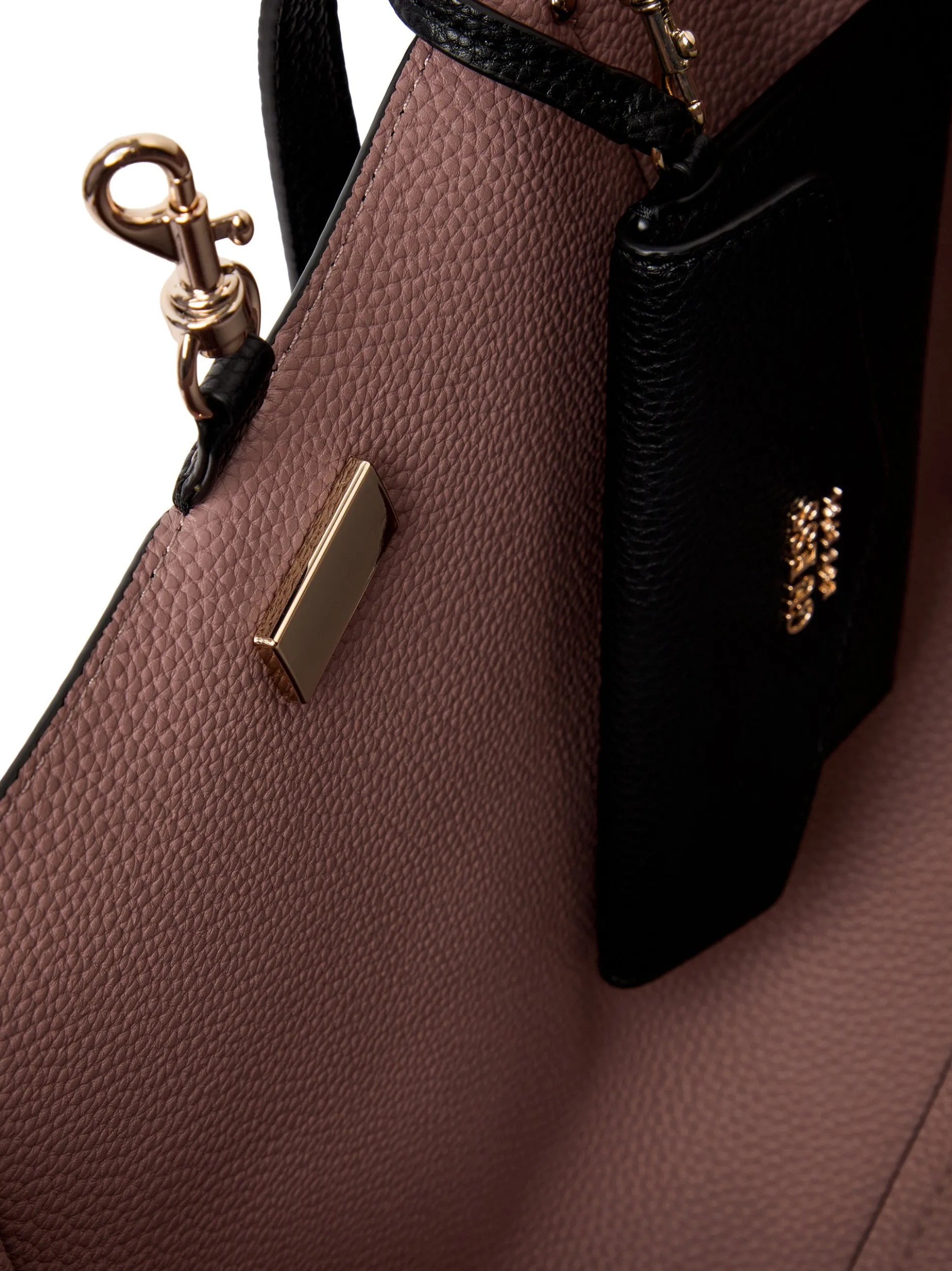 GUESS Damen Shopper - Brenton in schwarz