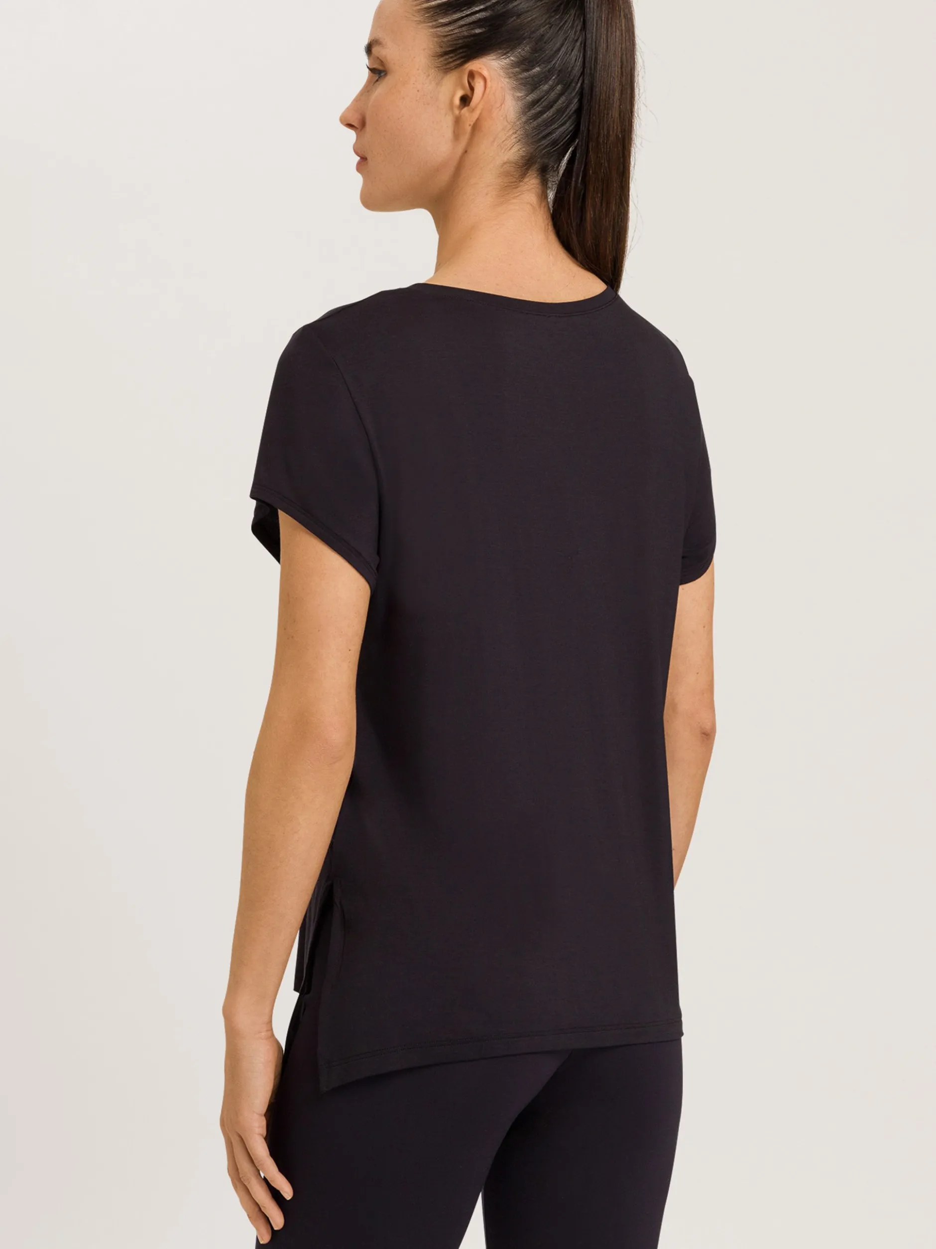 Hanro Damen T-Shirt - Yoga in schwarz - Ärmel: kurzarm