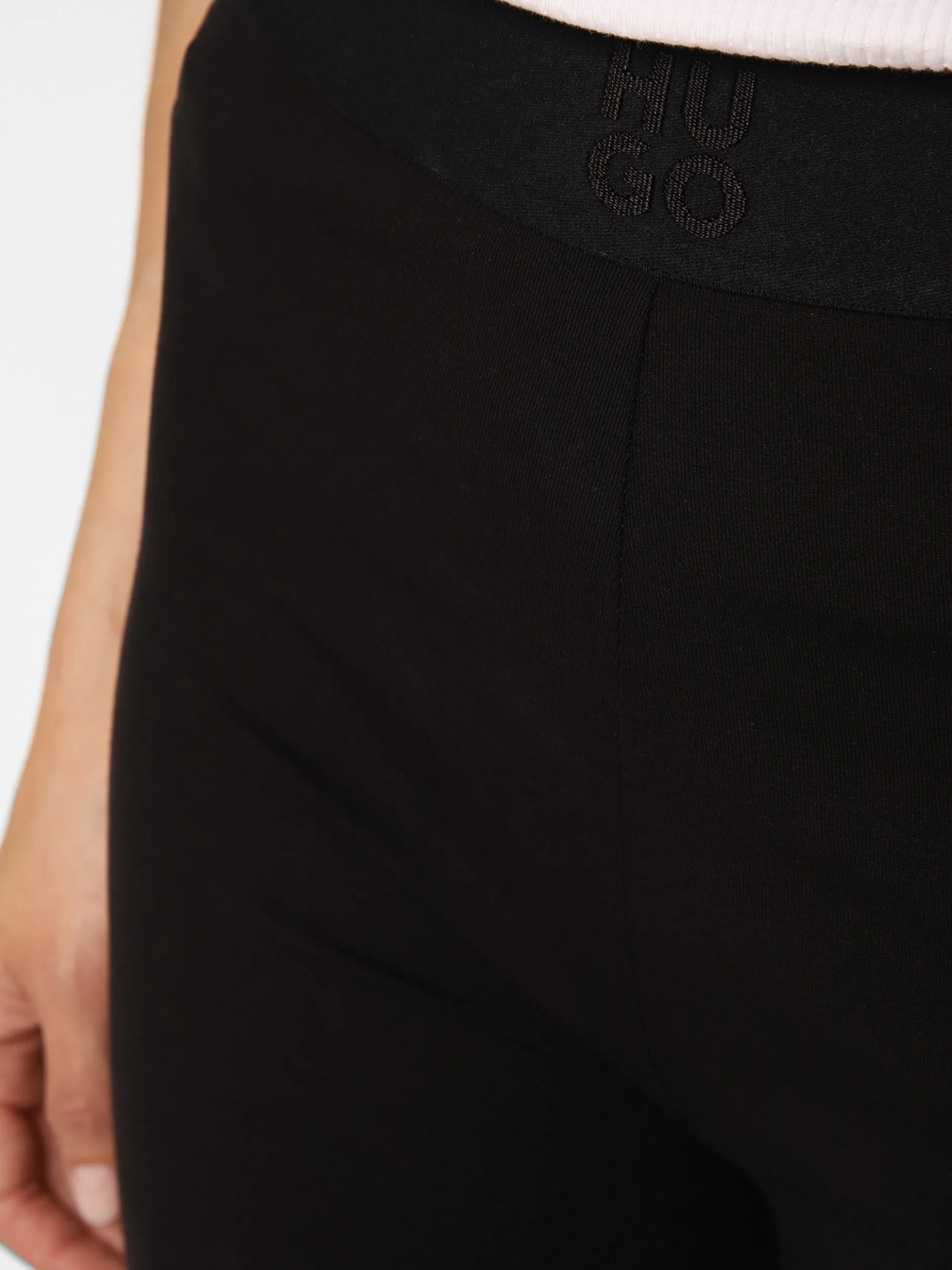 HUGO Damen Shorts - Nursula in schwarz - Länge: knielang