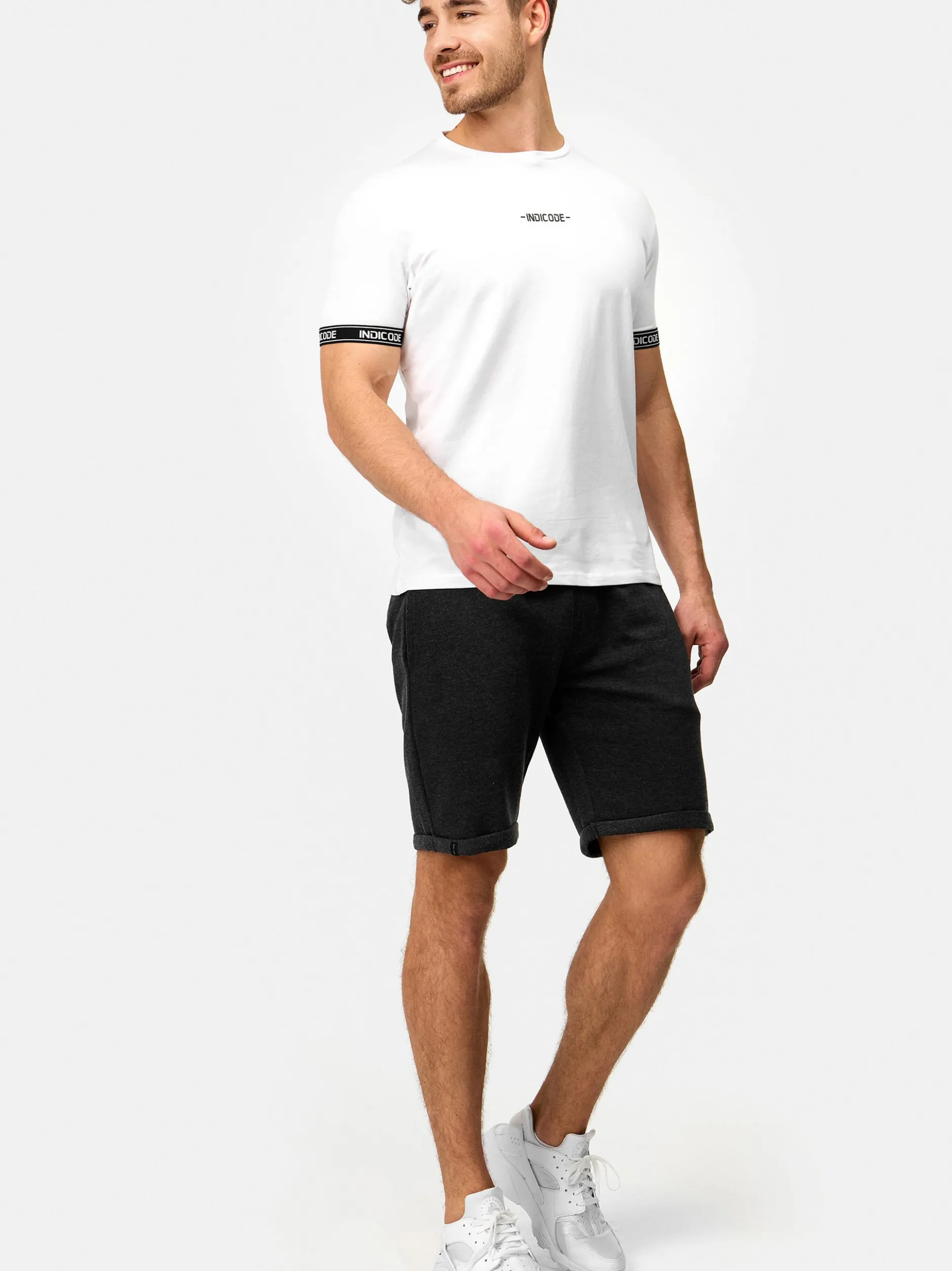 Indicode Herren Shorts Sweat - Aldrich in schwarz