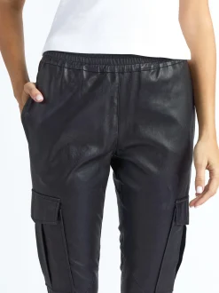 Maze Damen Lederhose in schwarz