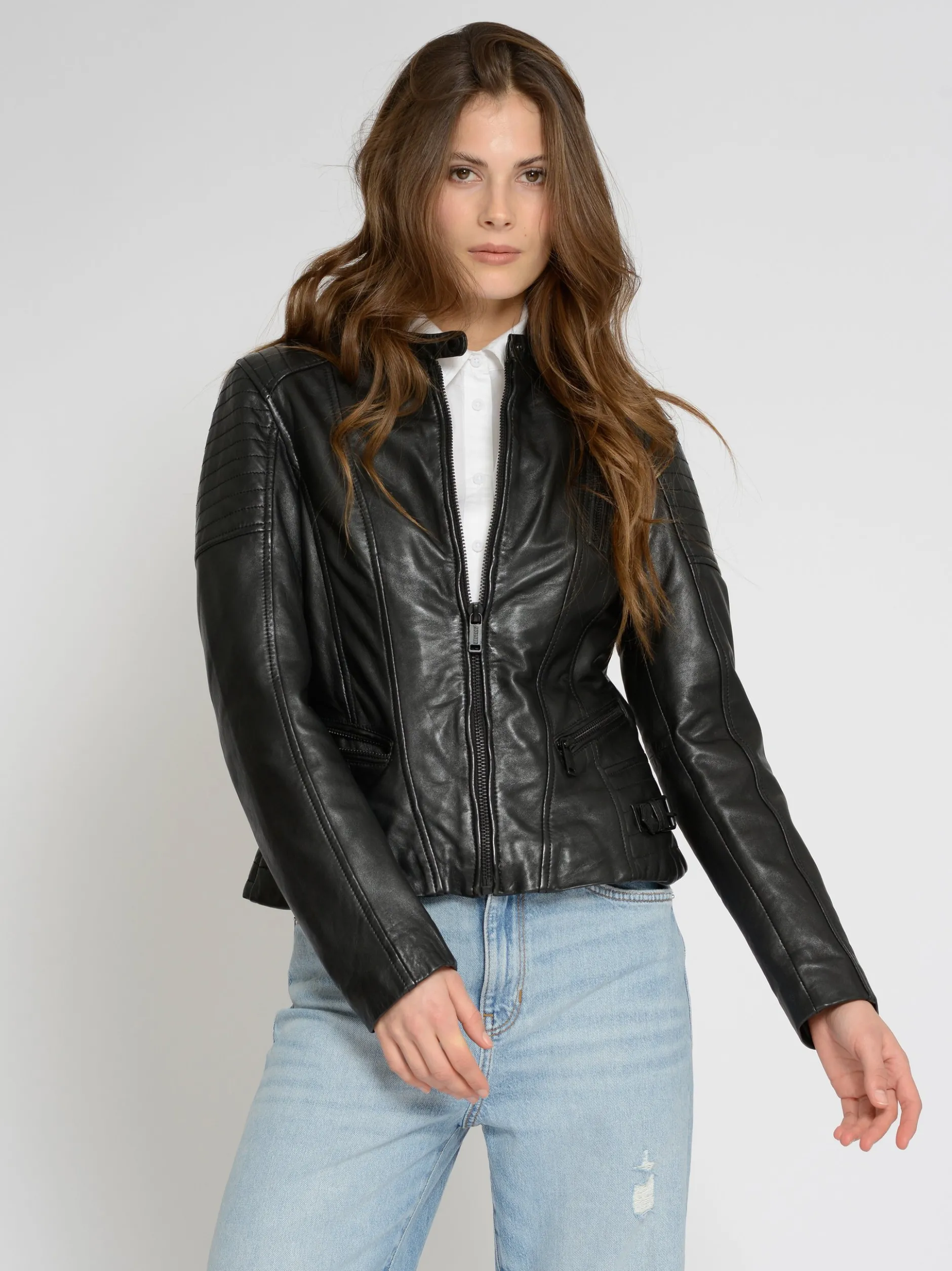 Mustang Damen Lederjacke in schwarz
