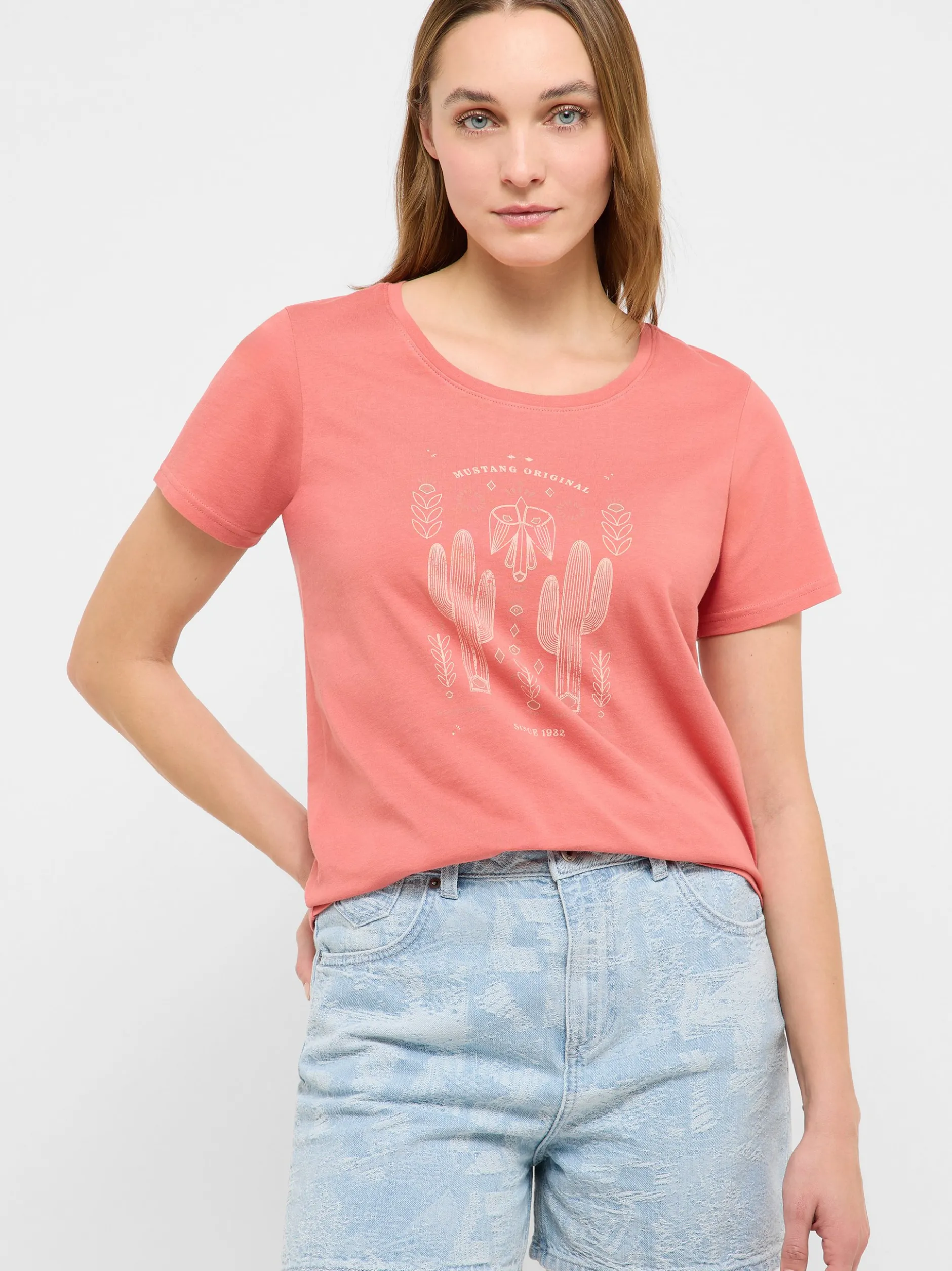Mustang Damen T-Shirt in rosa - Ausschnitt: Rundhals