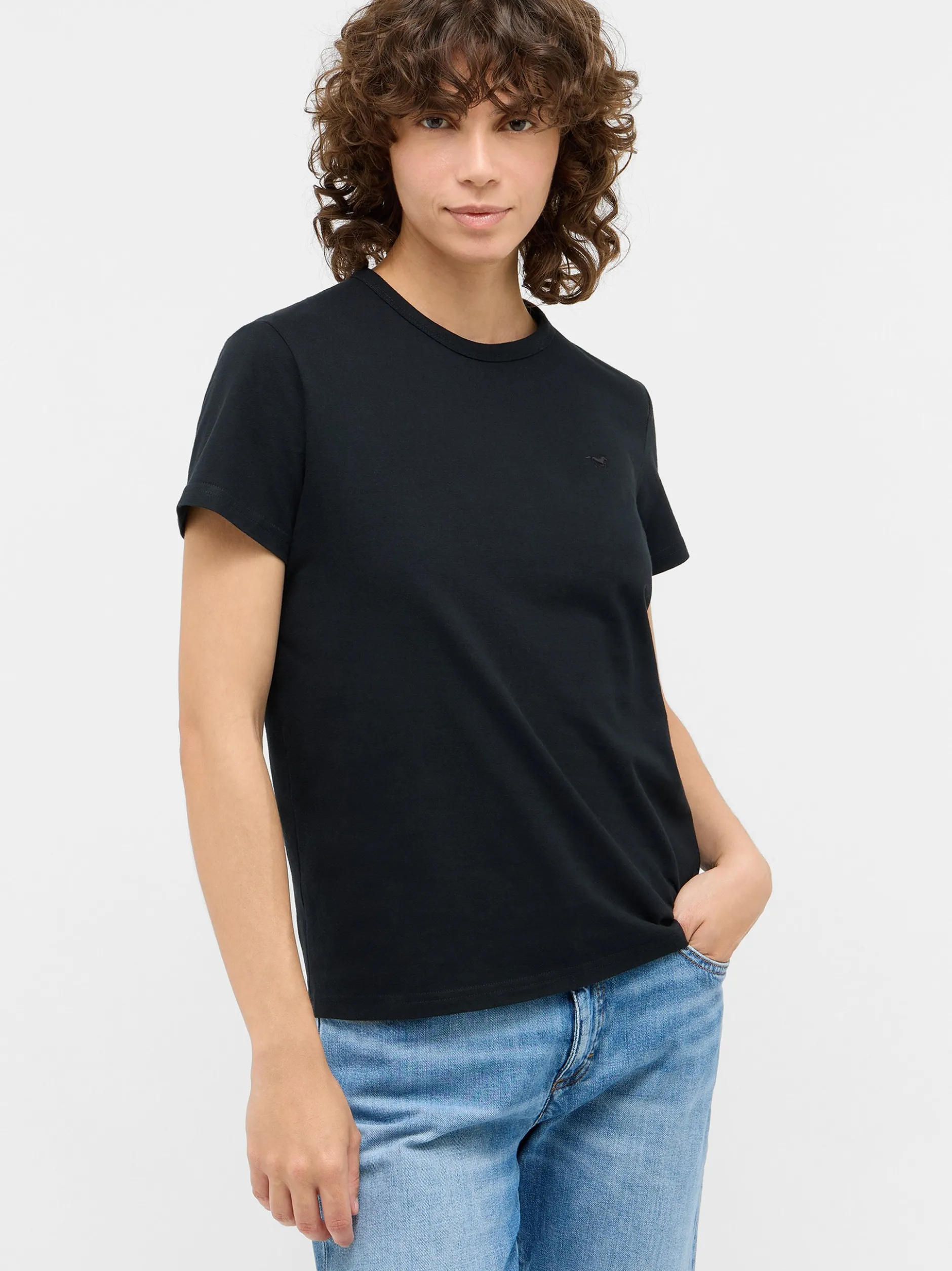 Mustang Damen T-Shirt in schwarz - Ausschnitt: Rundhals