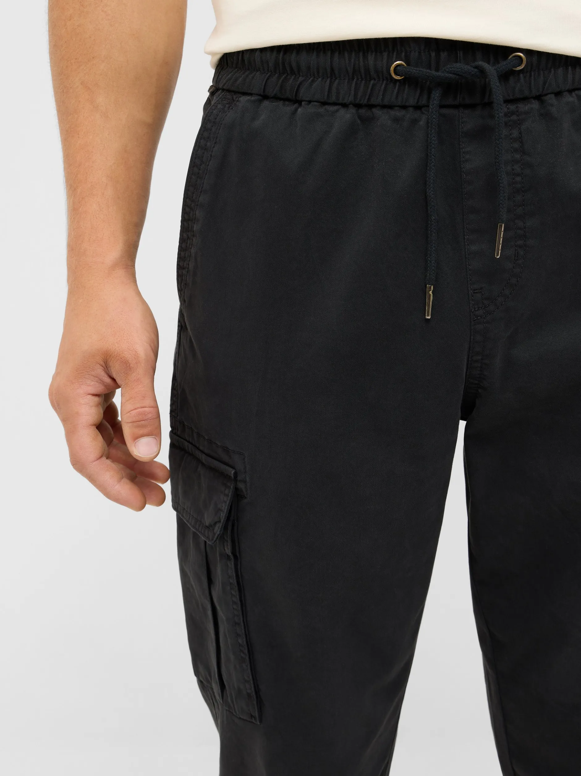 Mustang Herren Cargo Hose in schwarz
