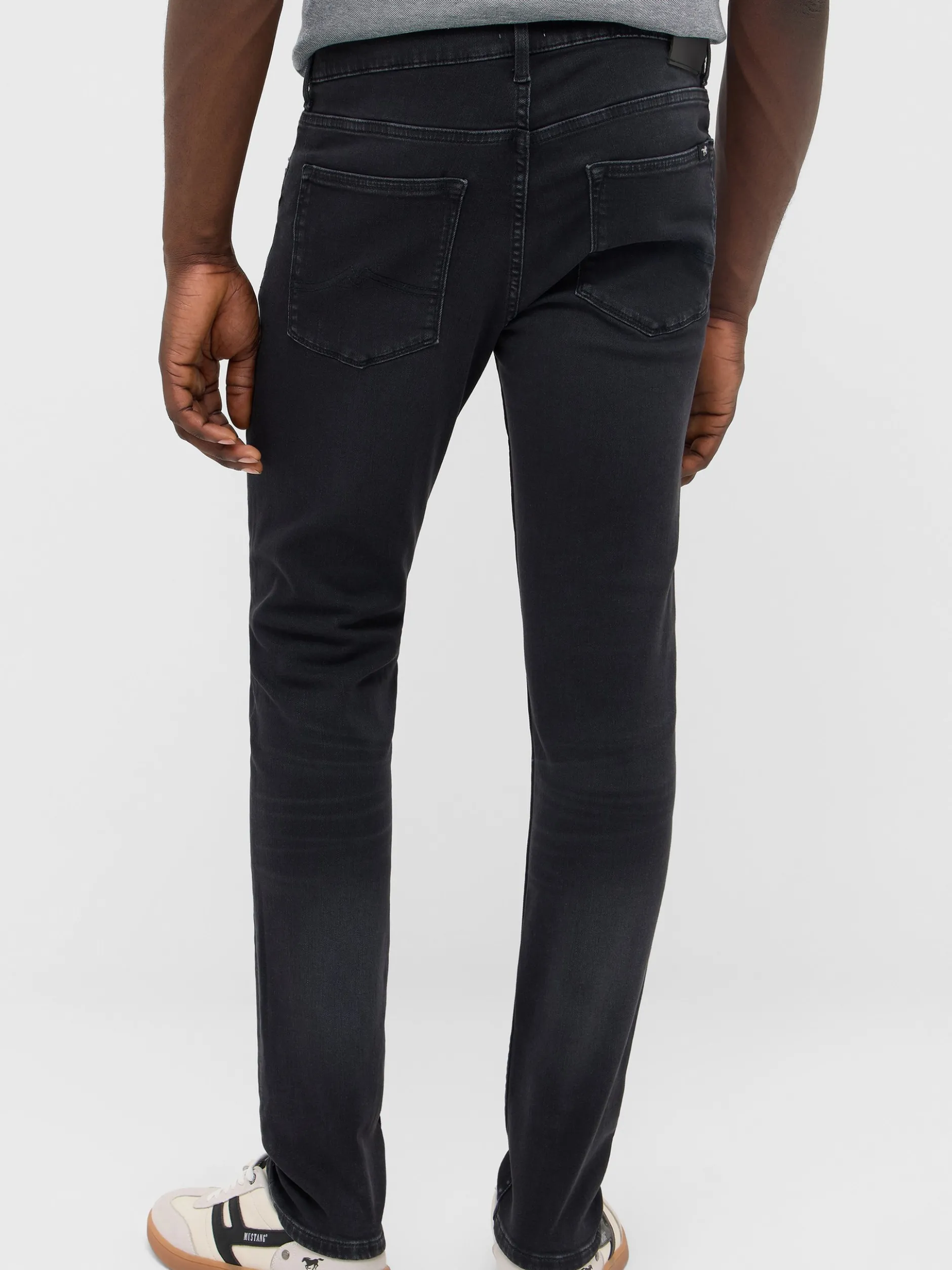 Mustang Herren Jeans in grau