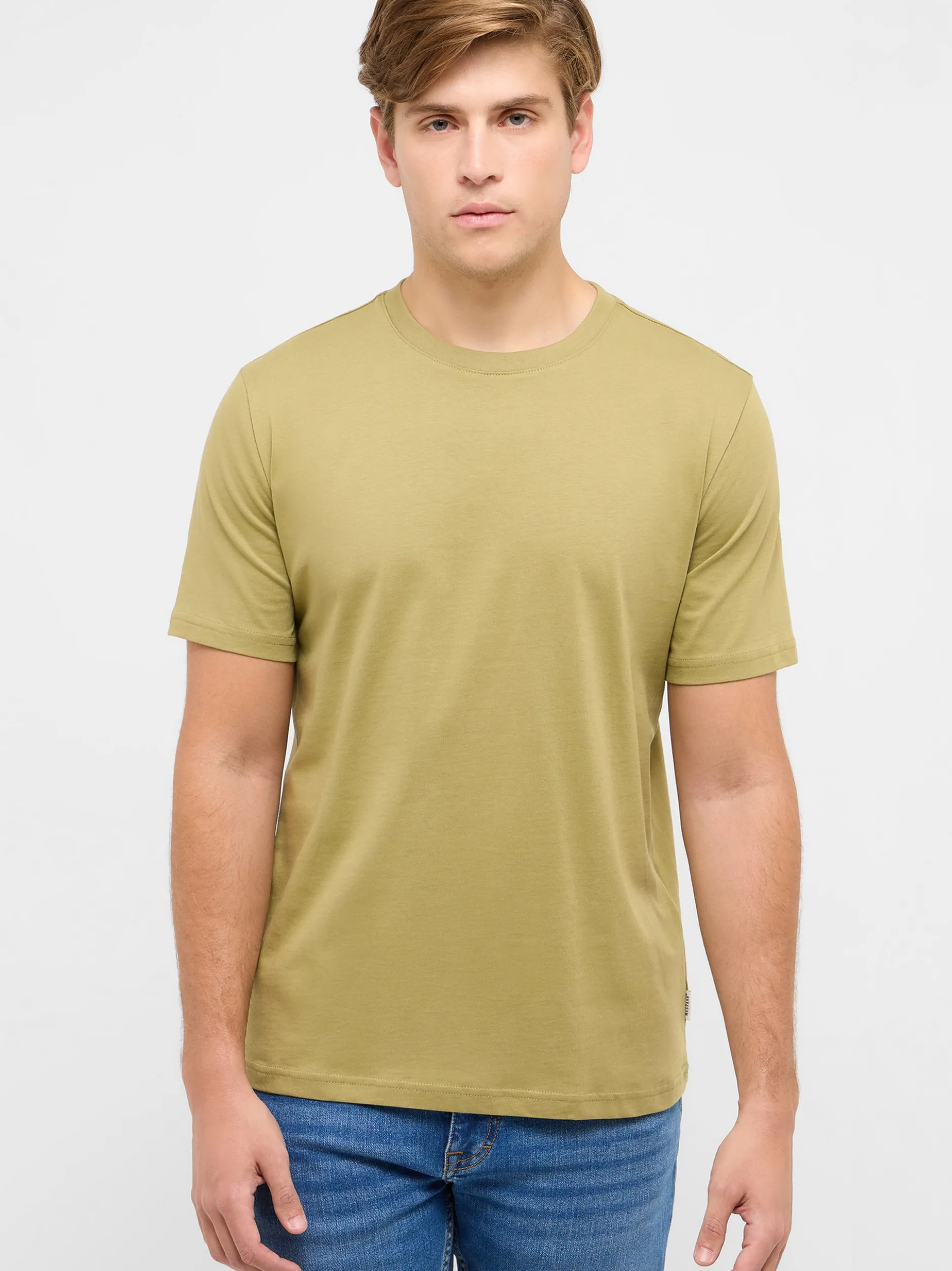 Mustang Herren T-Shirt in grün - Ausschnitt: Rundhals
