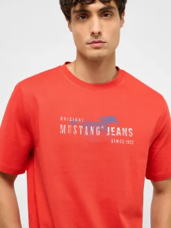 Mustang Herren T-Shirt in rot - Ausschnitt: Rundhals