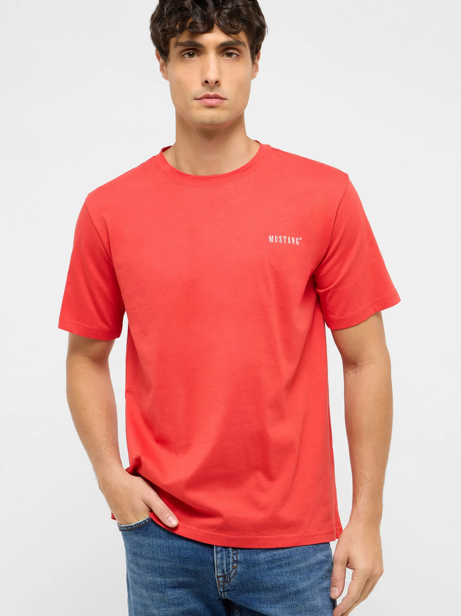 Mustang Herren T-Shirt in rot - Ausschnitt: Rundhals