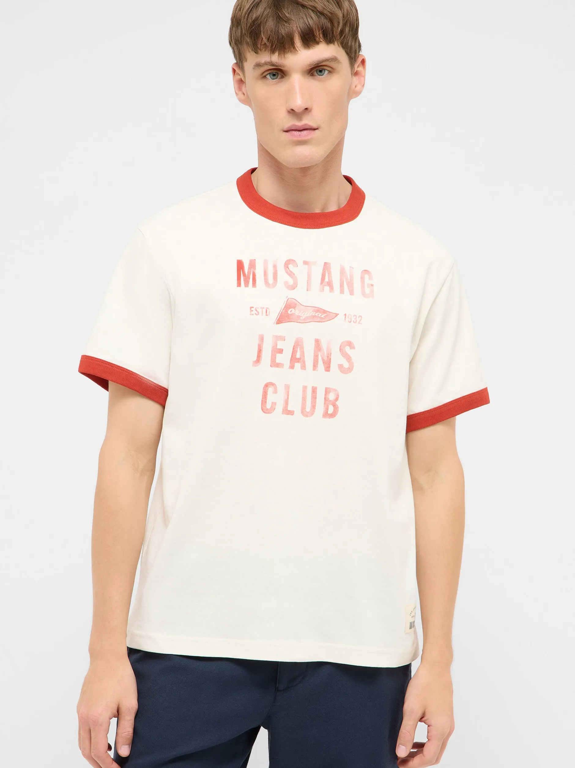 Mustang Herren T-Shirt in weiß rot - Ärmel: Halbarm