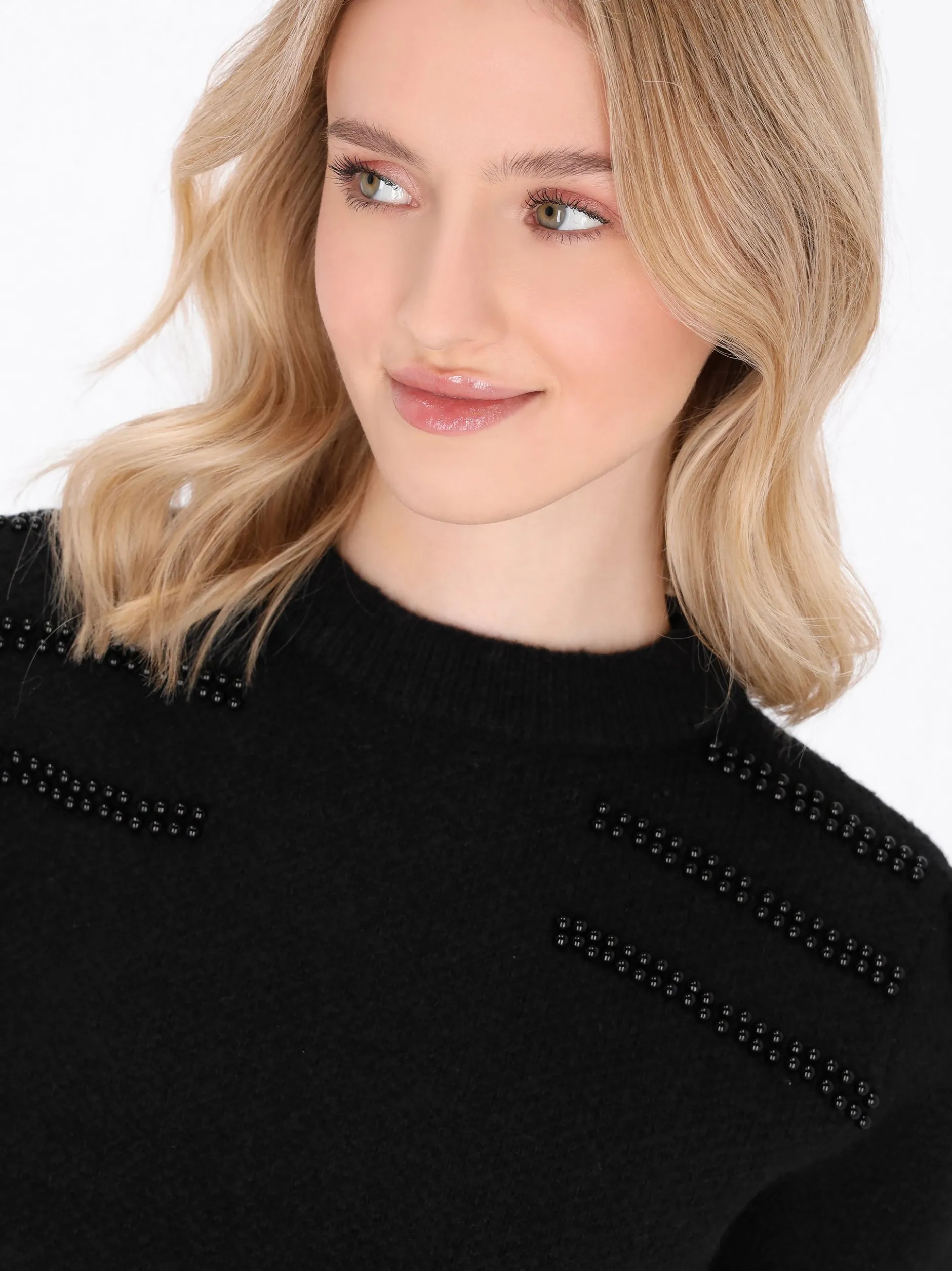 MyMo Damen Pullover in schwarz - Ausschnitt: Rundhals