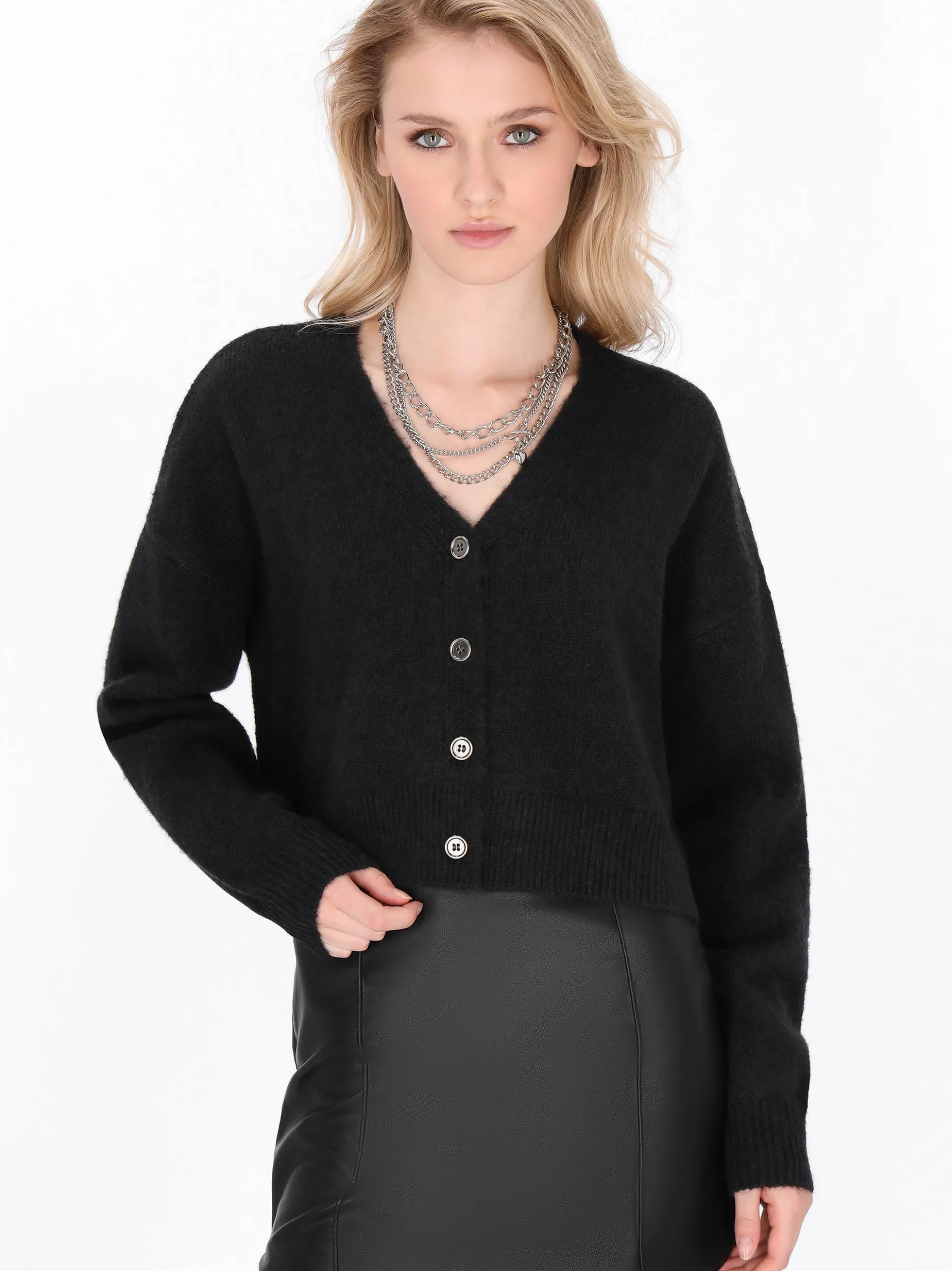 MyMo Damen Strickjacke in schwarz