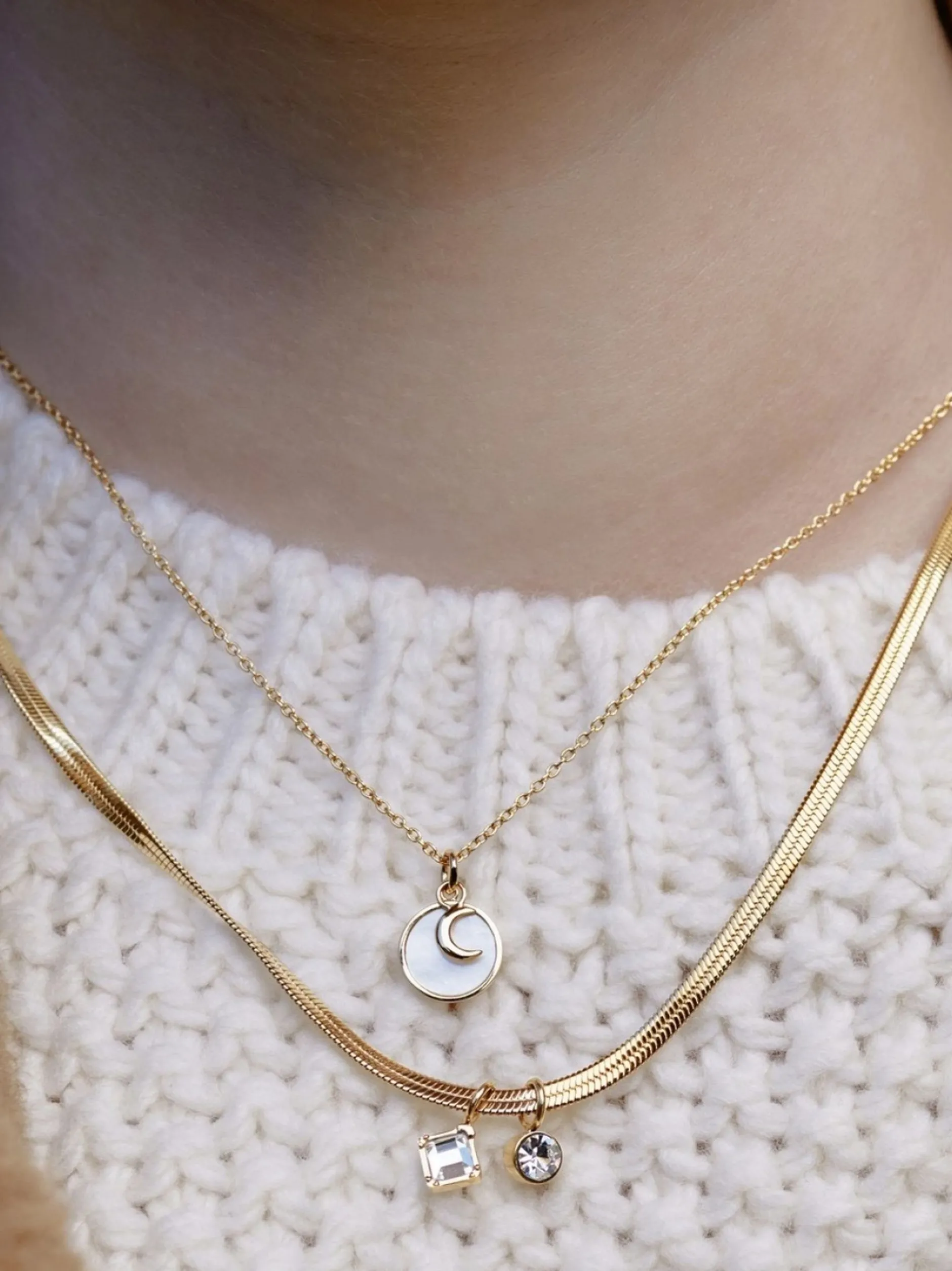 NOELANI Damen Kette mit Anhänger in gold