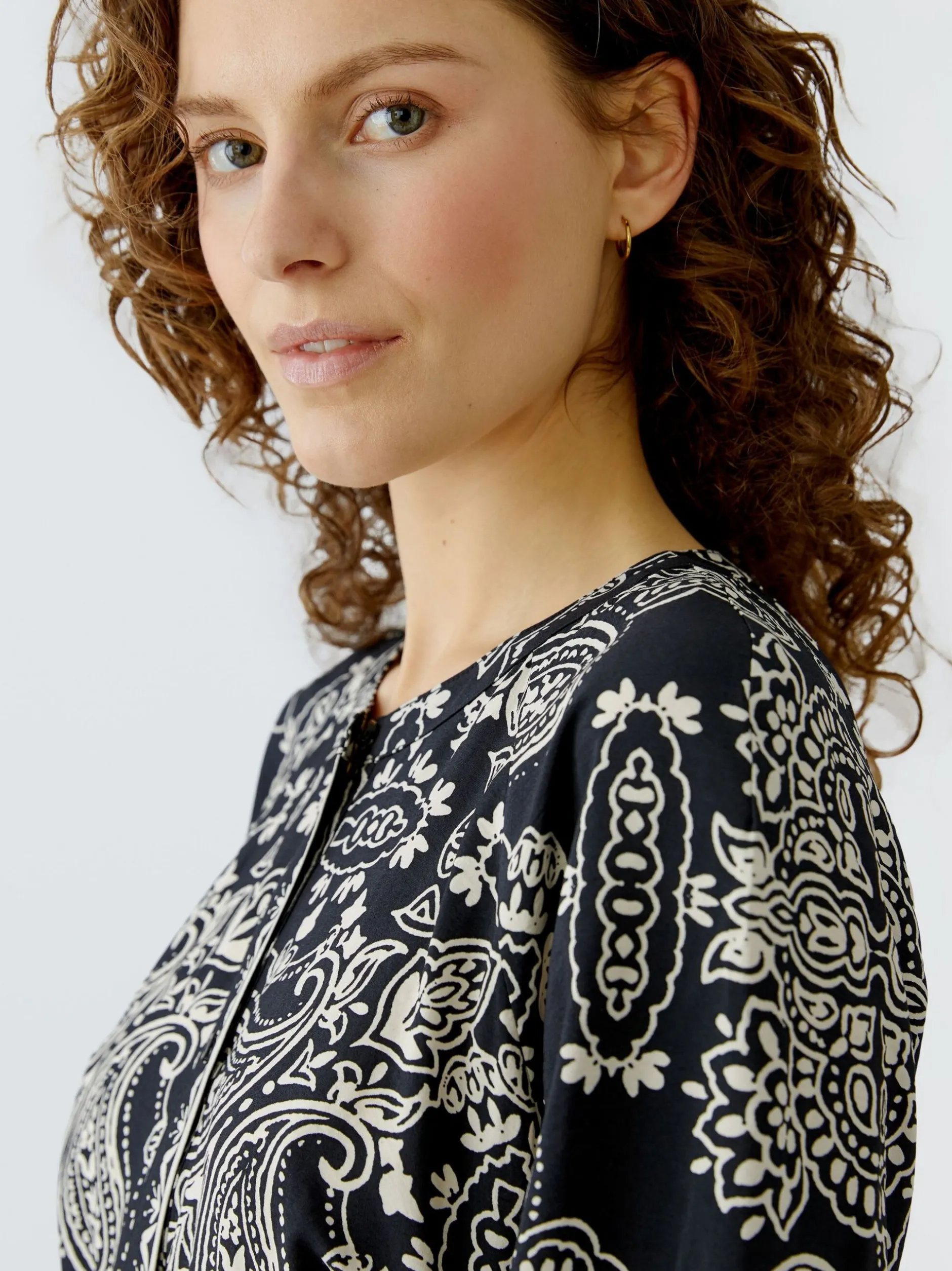 Oui Damen Hängerkleid in schwarz weiß
