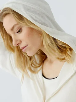Oui Damen Strickjacke in weiß - Ausschnitt: Kapuze